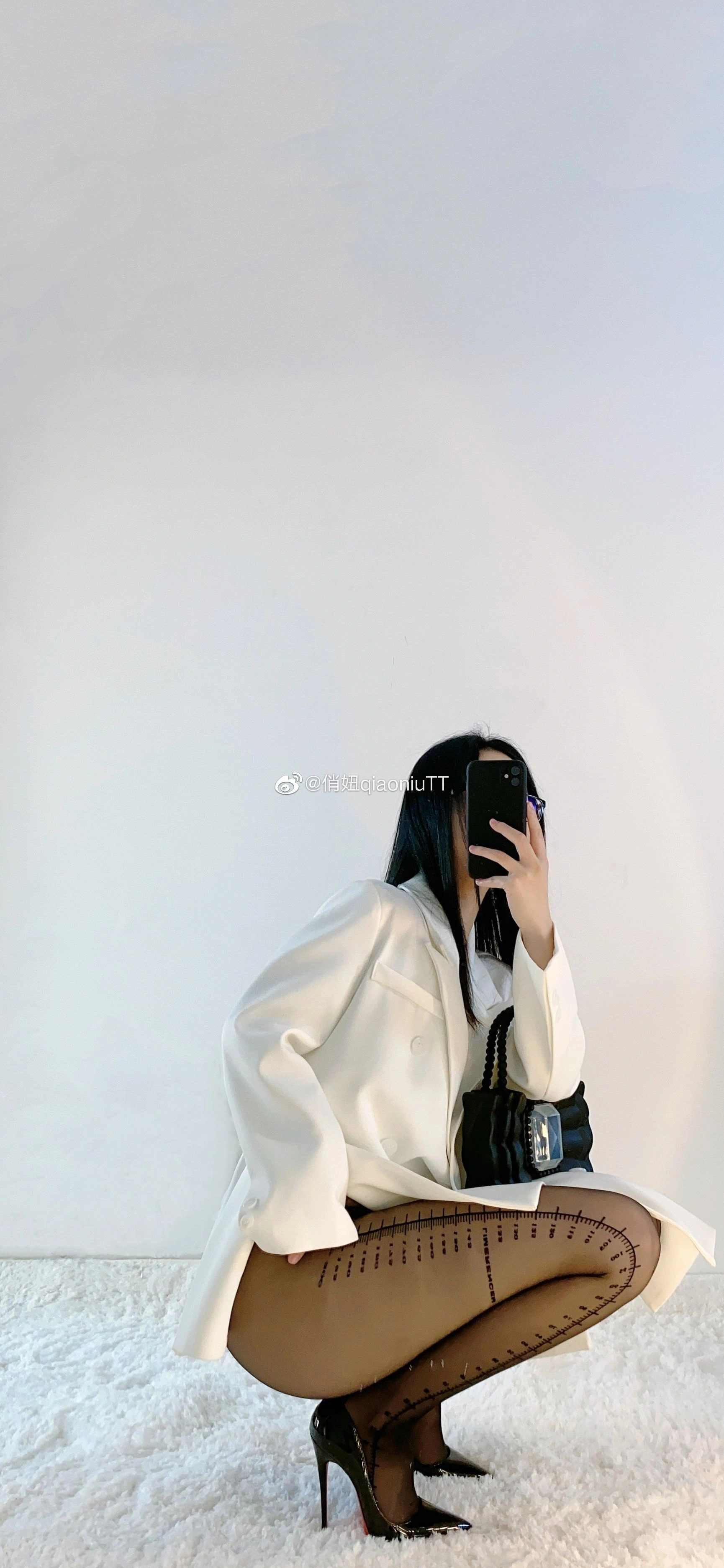 俏妞qiaoniuTT – 丝袜长腿翘臀 视图合集插图151