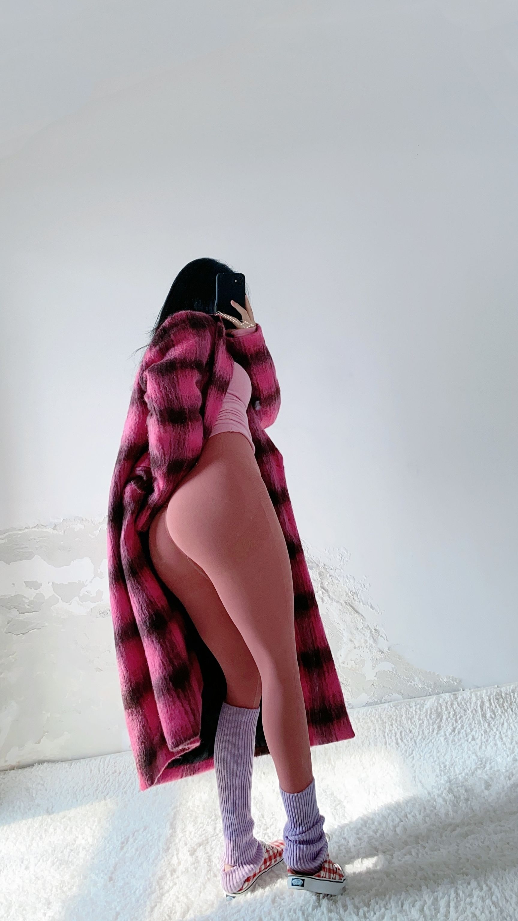 俏妞qiaoniuTT – 丝袜长腿翘臀 视图合集插图157