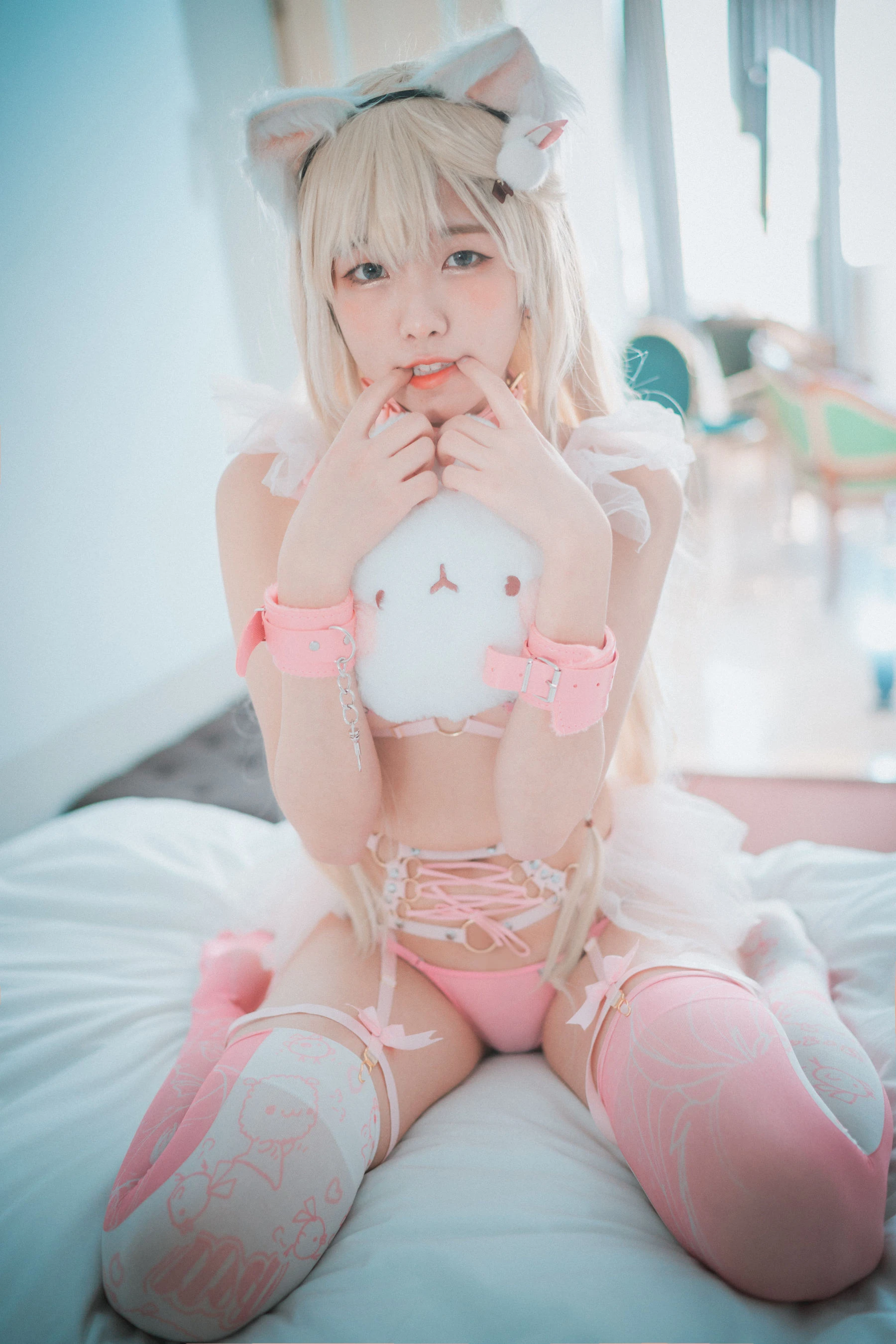 [DJAWA] Sonson – Gata Rosa插图2