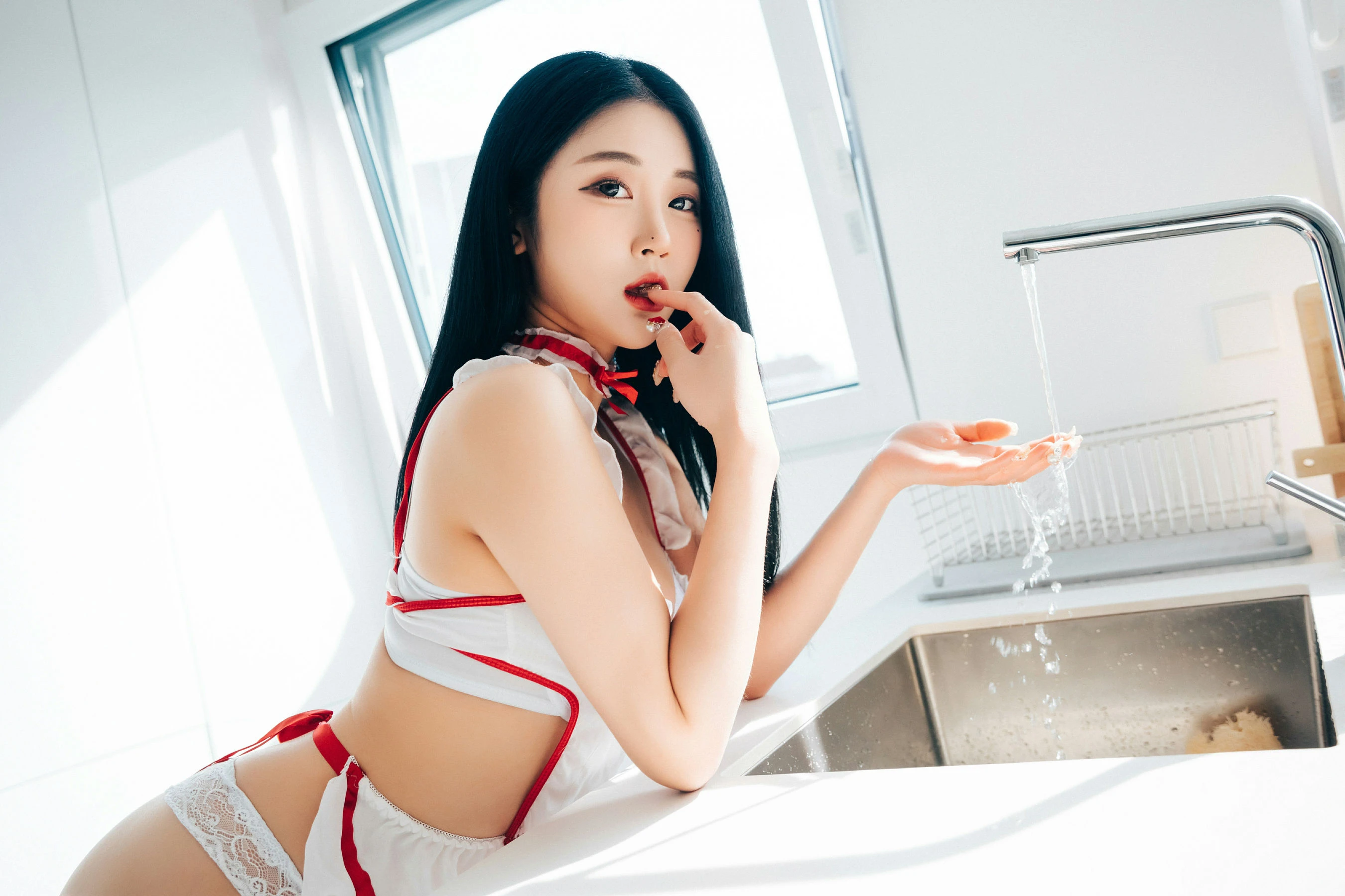 [LOOZY] Bomi – One day插图2