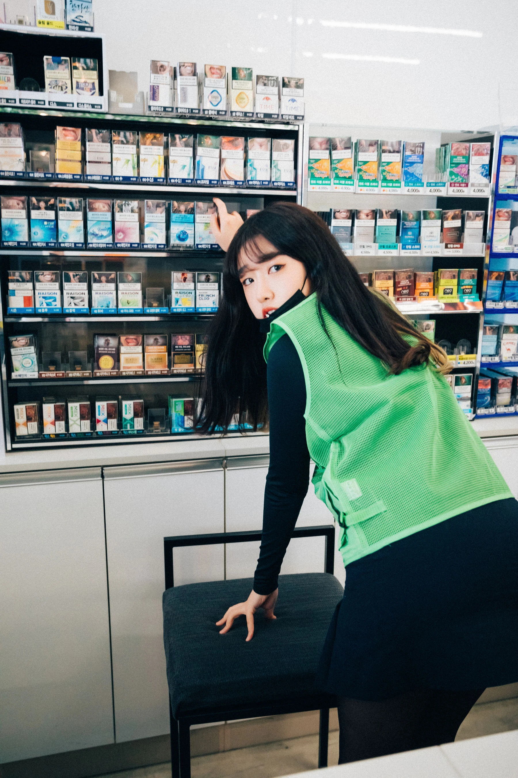 [LOOZY] Sonson – First Nipple Alba插图2