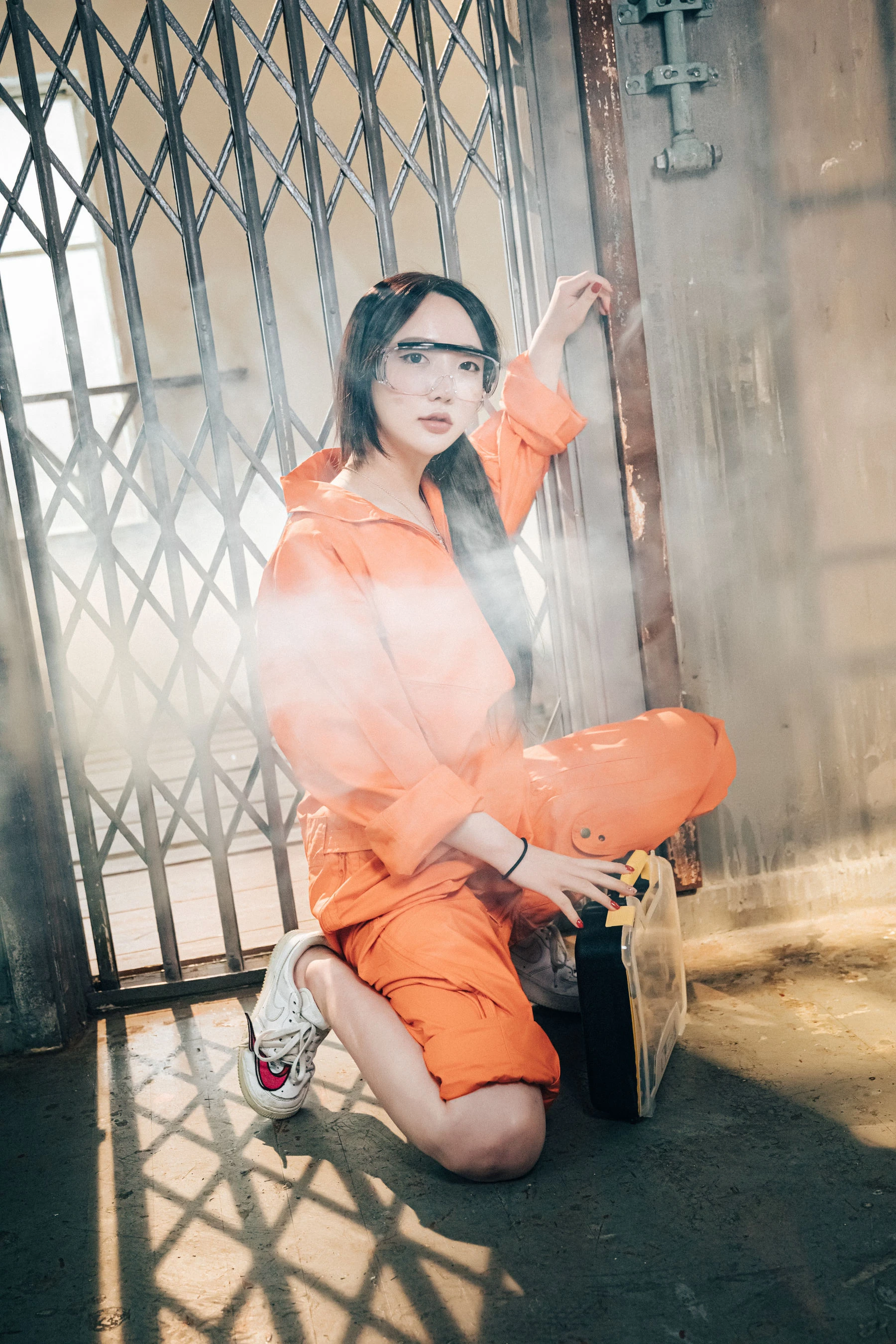 [LOOZY] Yeeun – Where Are My Tools插图3