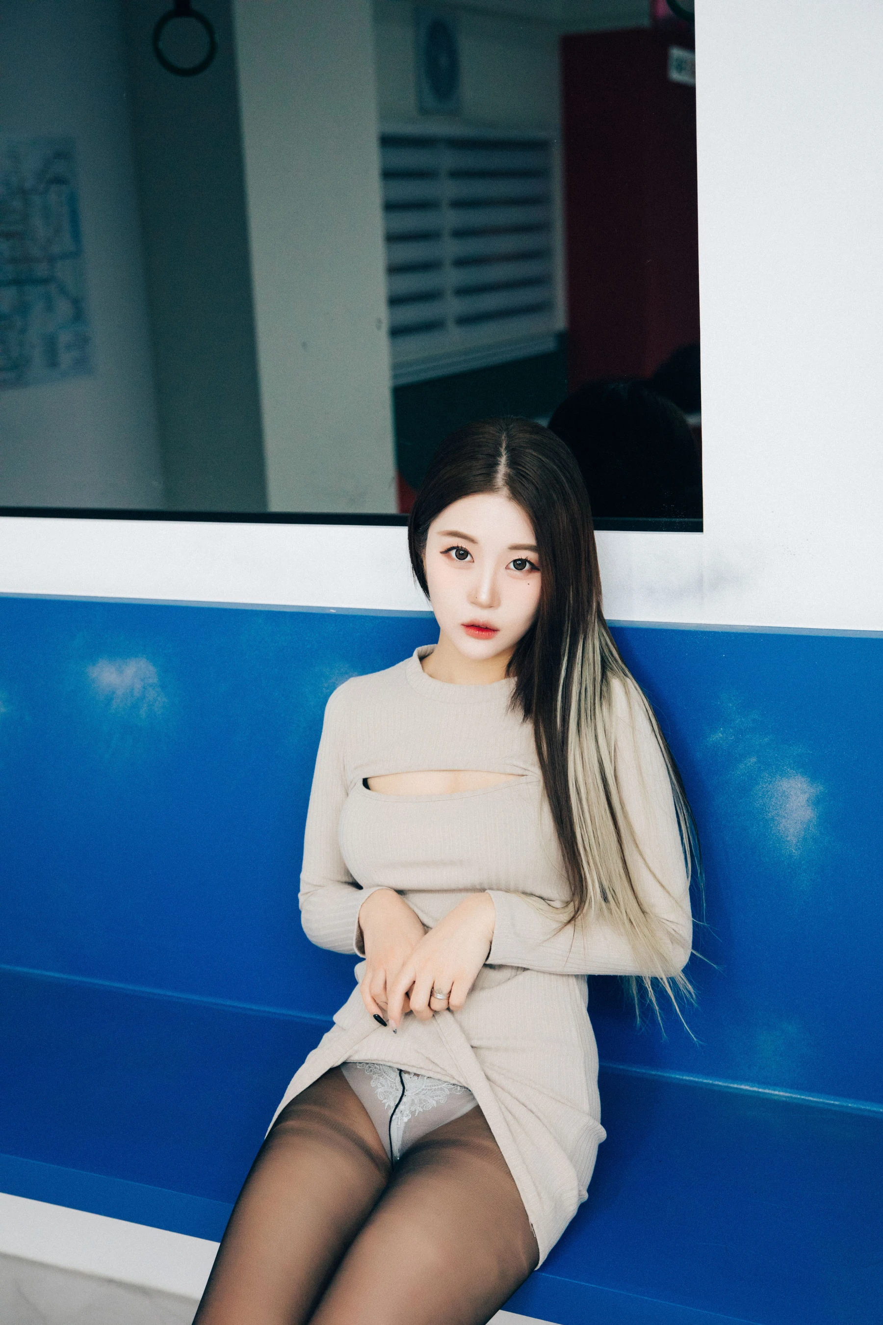 [LOOZY] – Bondage subway插图3