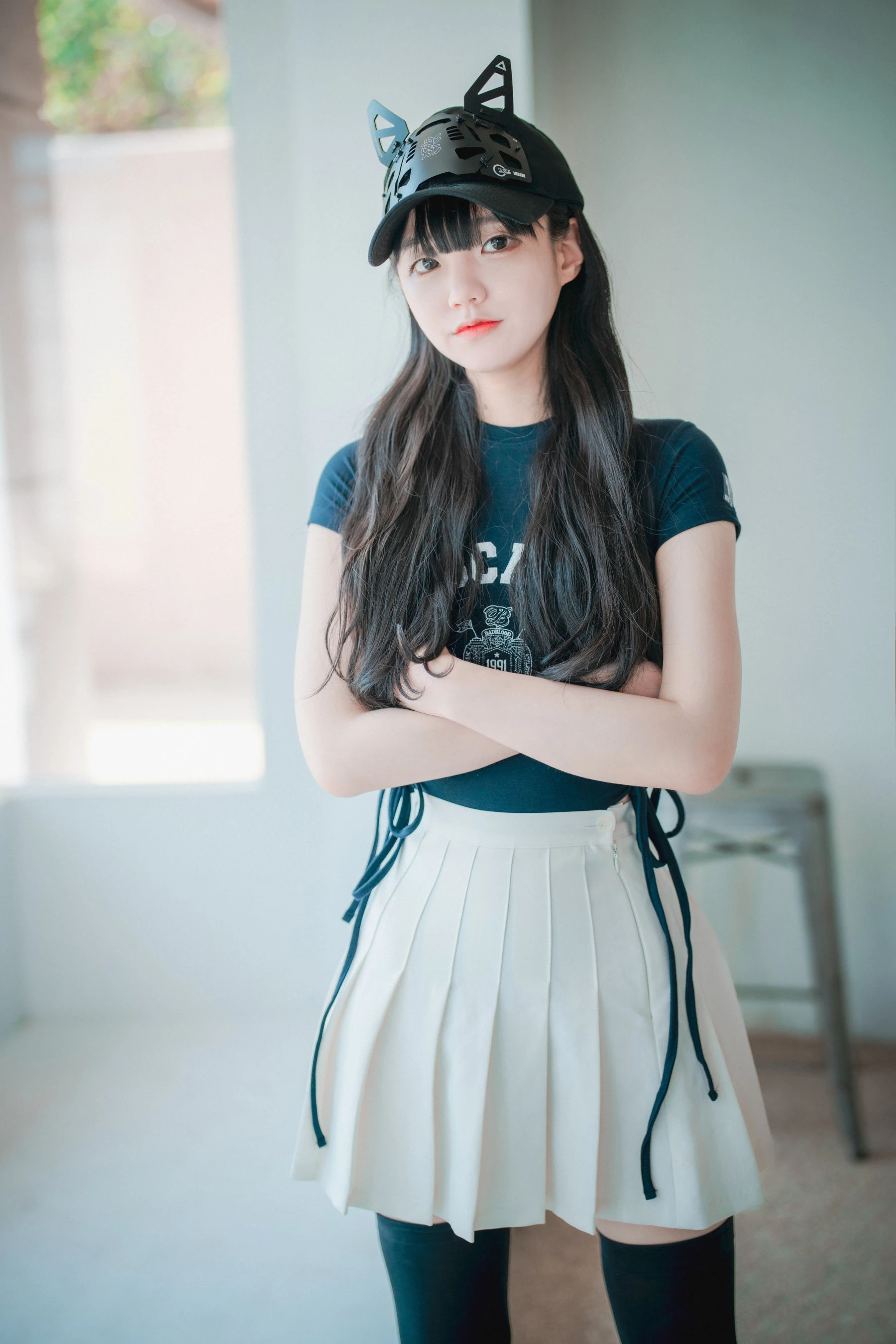 [DJAWA] Jeong Jenny – Classic Athletic Girl in Navy Blue插图1