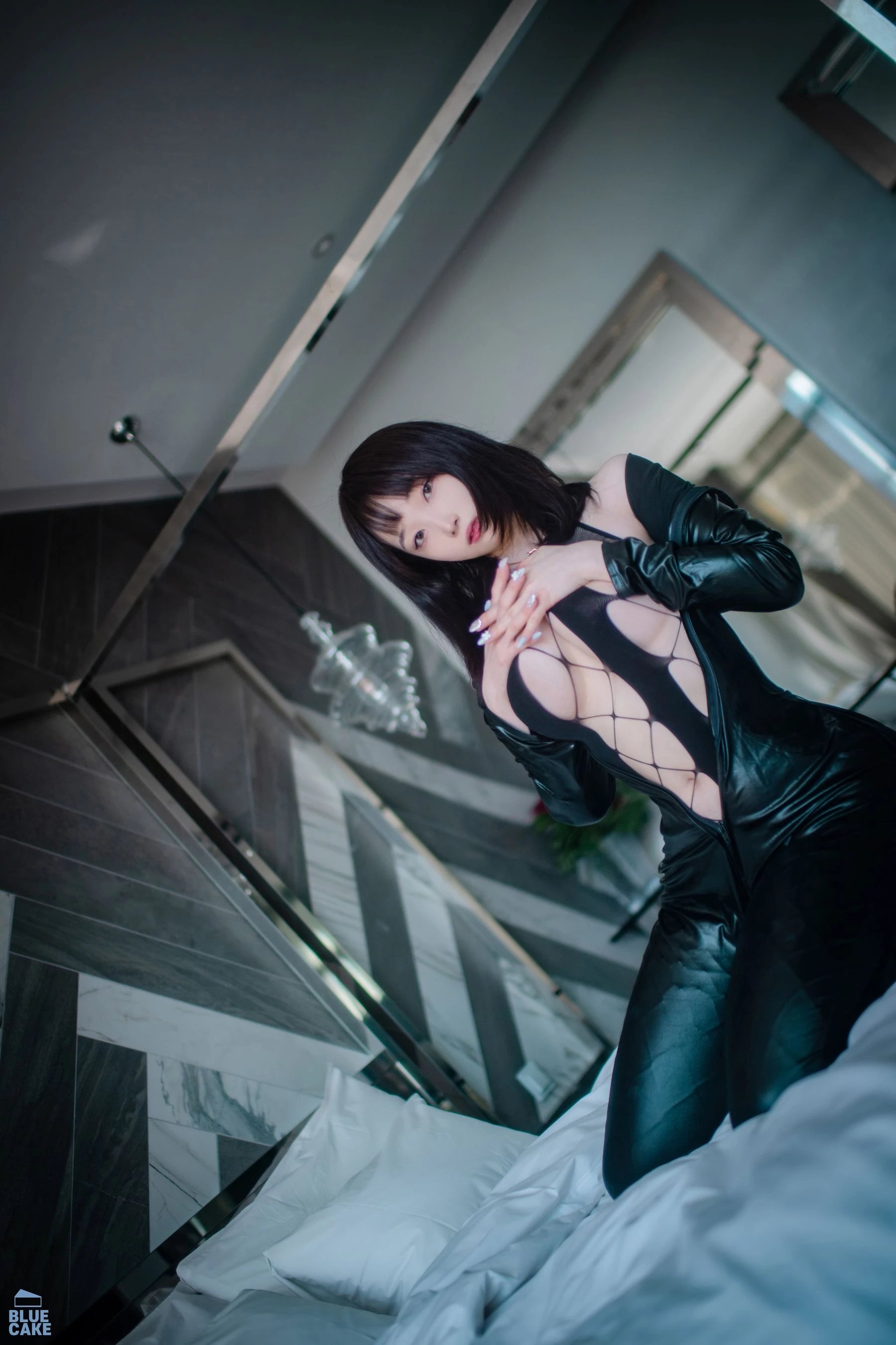 BLUECAKE Bambi – Black Mist插图1