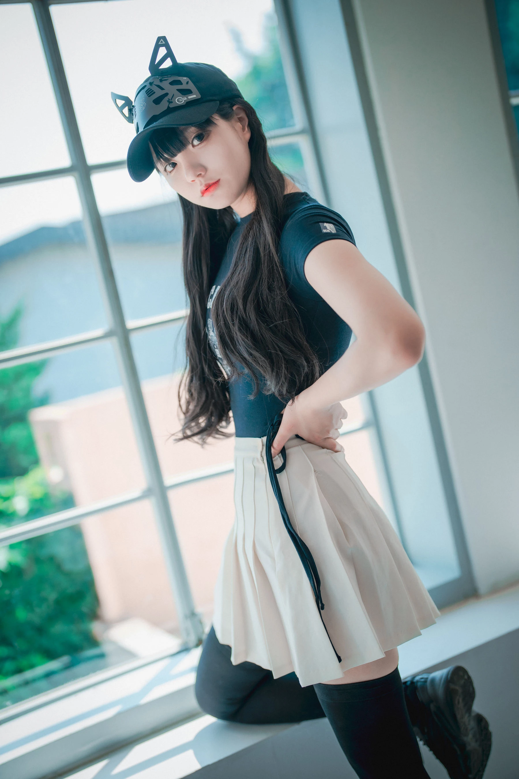 [DJAWA] Jeong Jenny – Classic Athletic Girl in Navy Blue插图2
