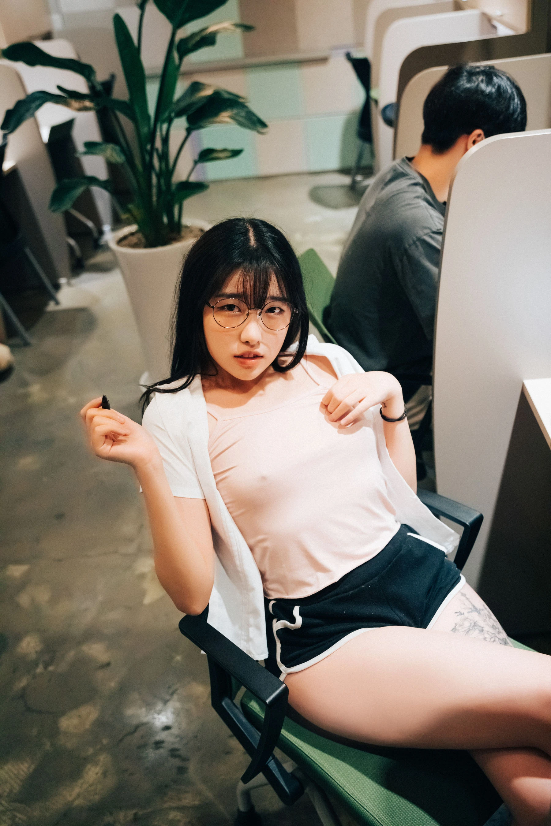 [LOOZY] Sonson – Reading room插图6