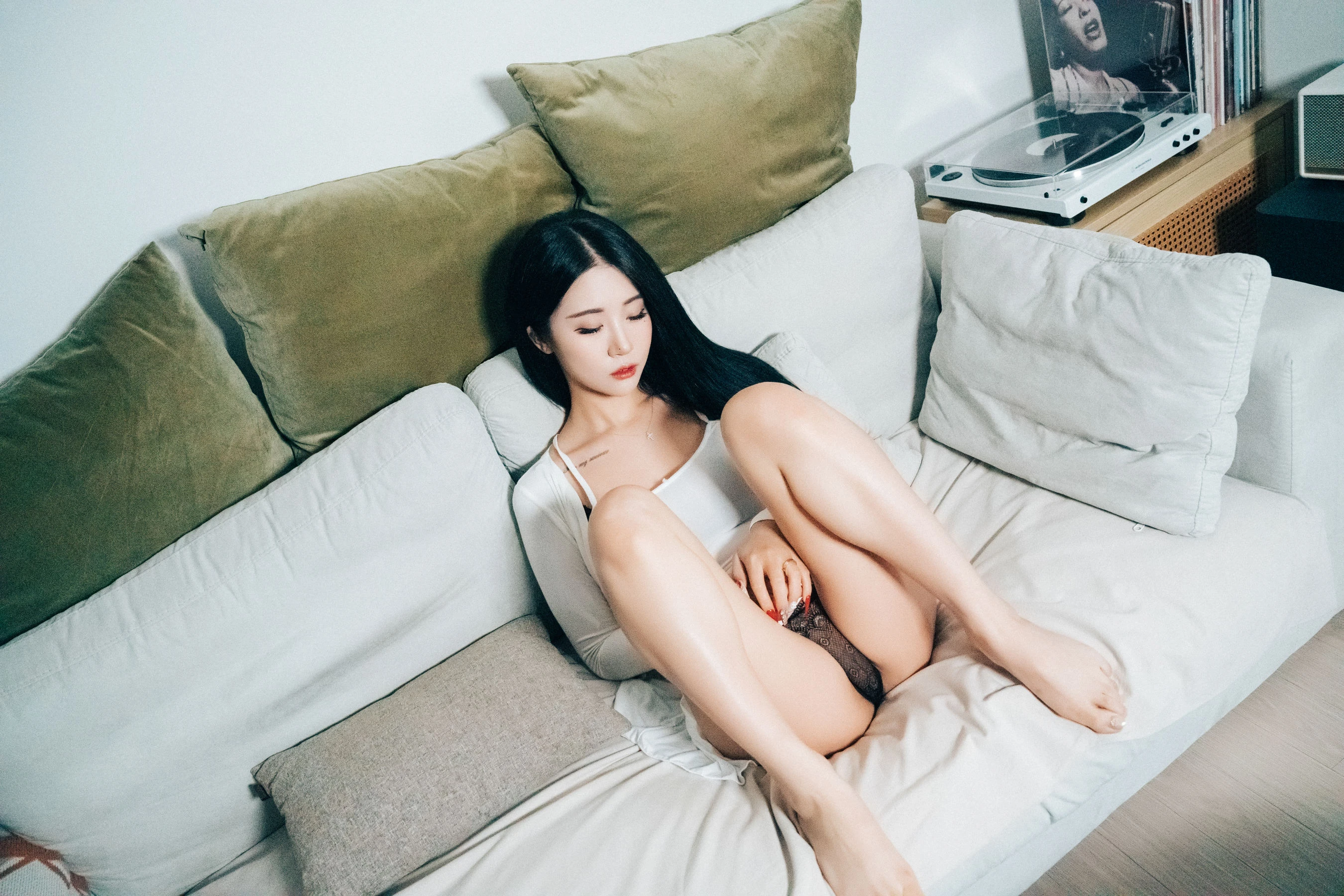 LOOZY Bomi – You Bomi [112P]插图4