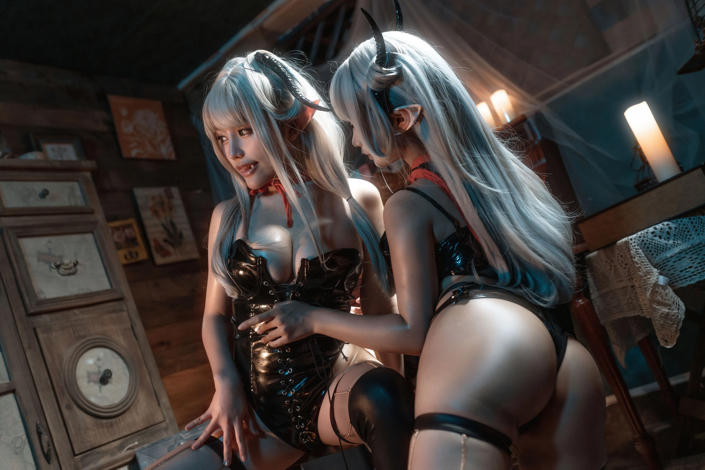 动漫博主蠢沫沫&一笑芳香沁 – 吸血鬼 [30P]插图1