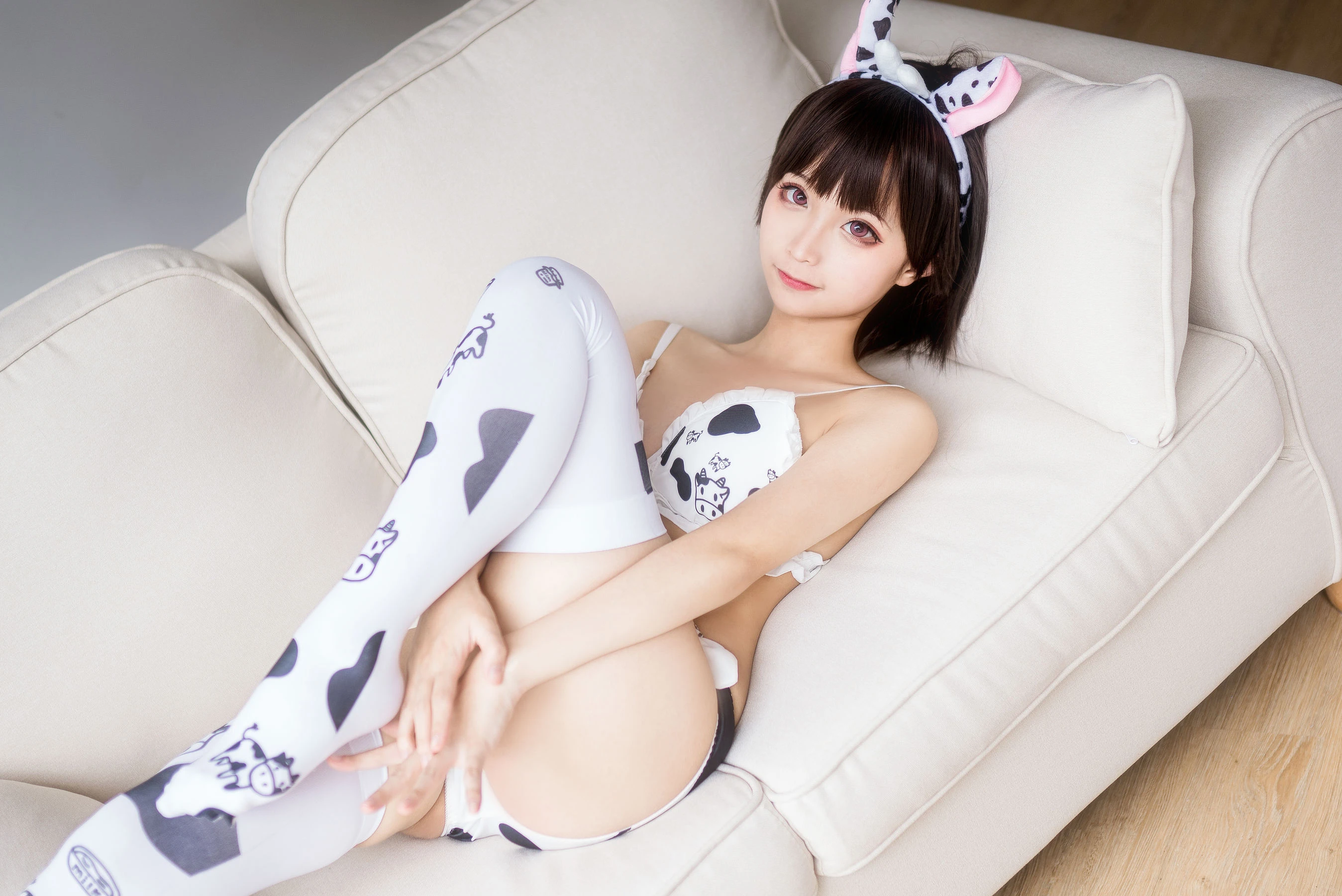 动漫博主蠢沫沫 – 奶牛比基尼 [40P]插图2