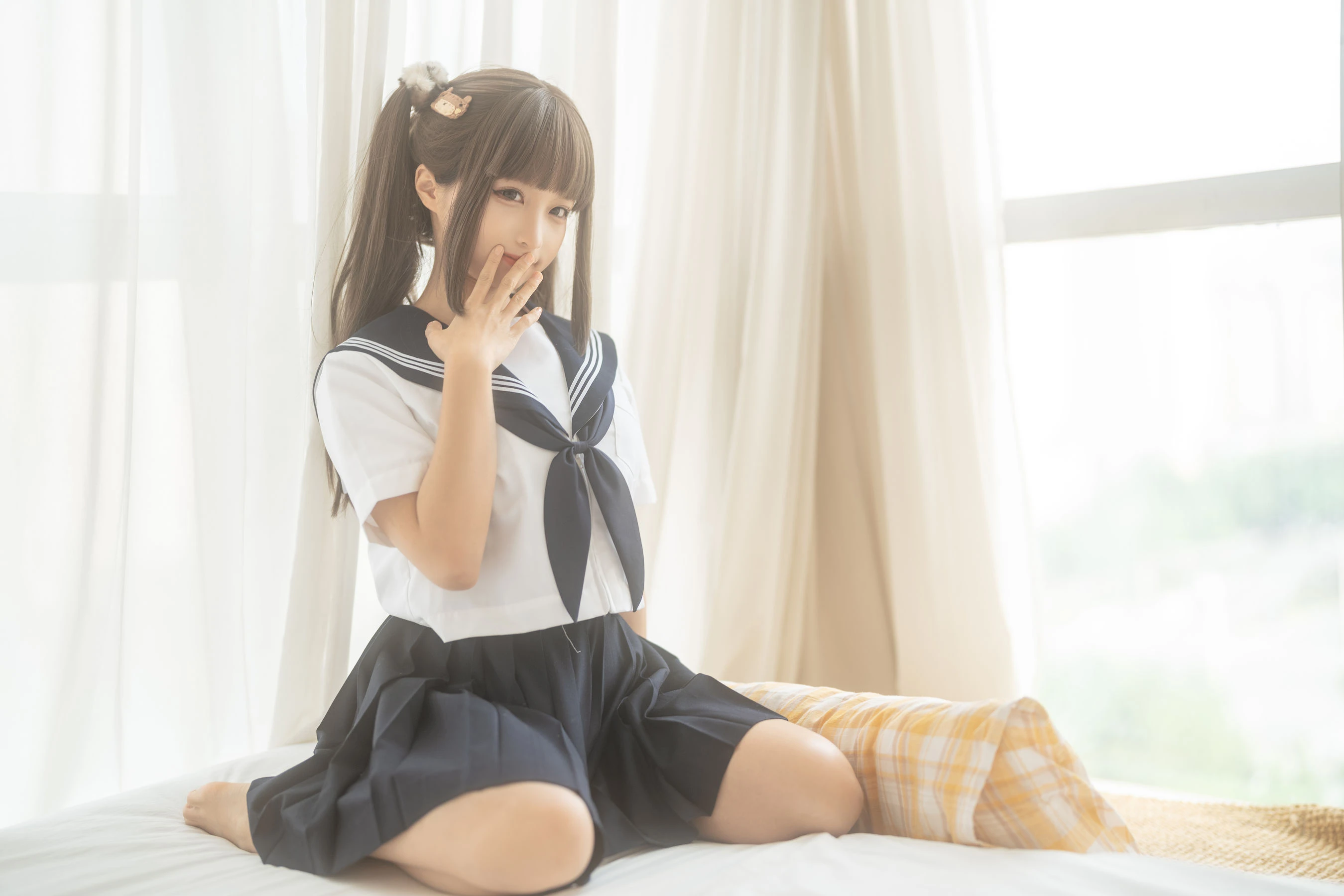 动漫博主蠢沫沫 – 被窝JK [15P]插图1