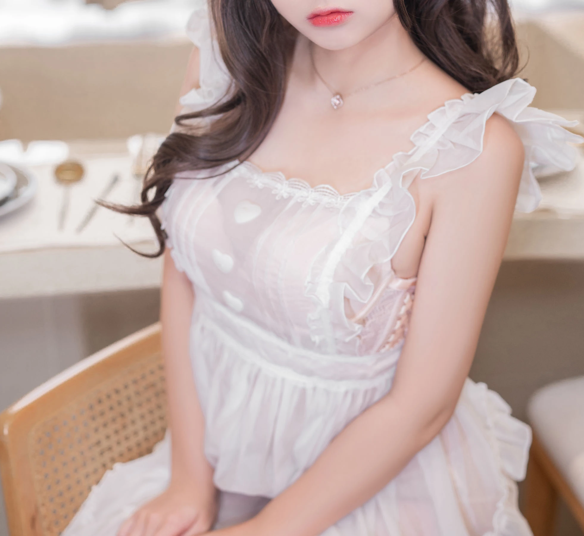 Cosplay日奈娇 – 围裙人妻 [57P]插图5