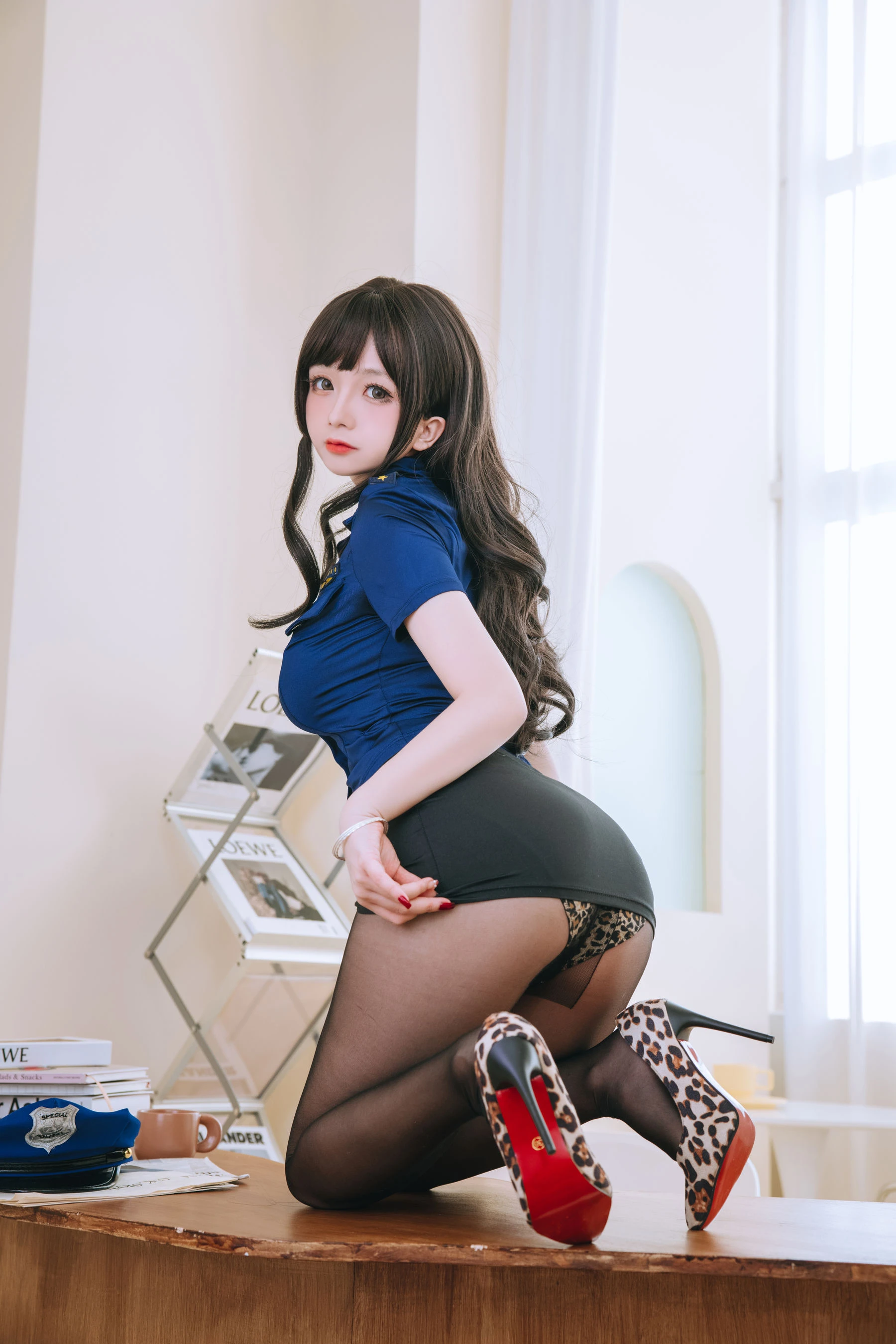 Cosplay日奈娇 – 豹纹女警 [109P]插图2