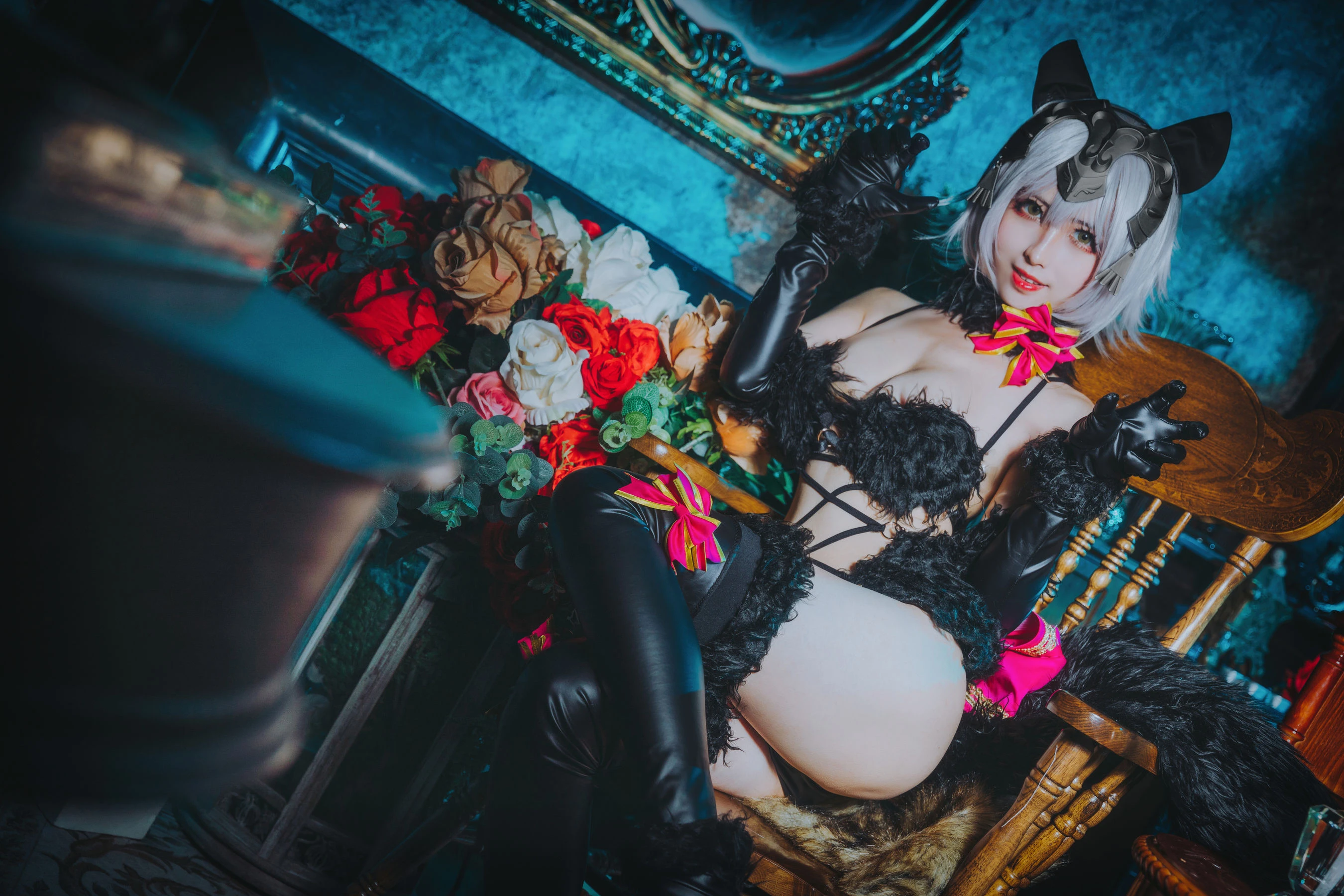 COS福利rioko凉凉子 黑色贞德 [16P]插图3