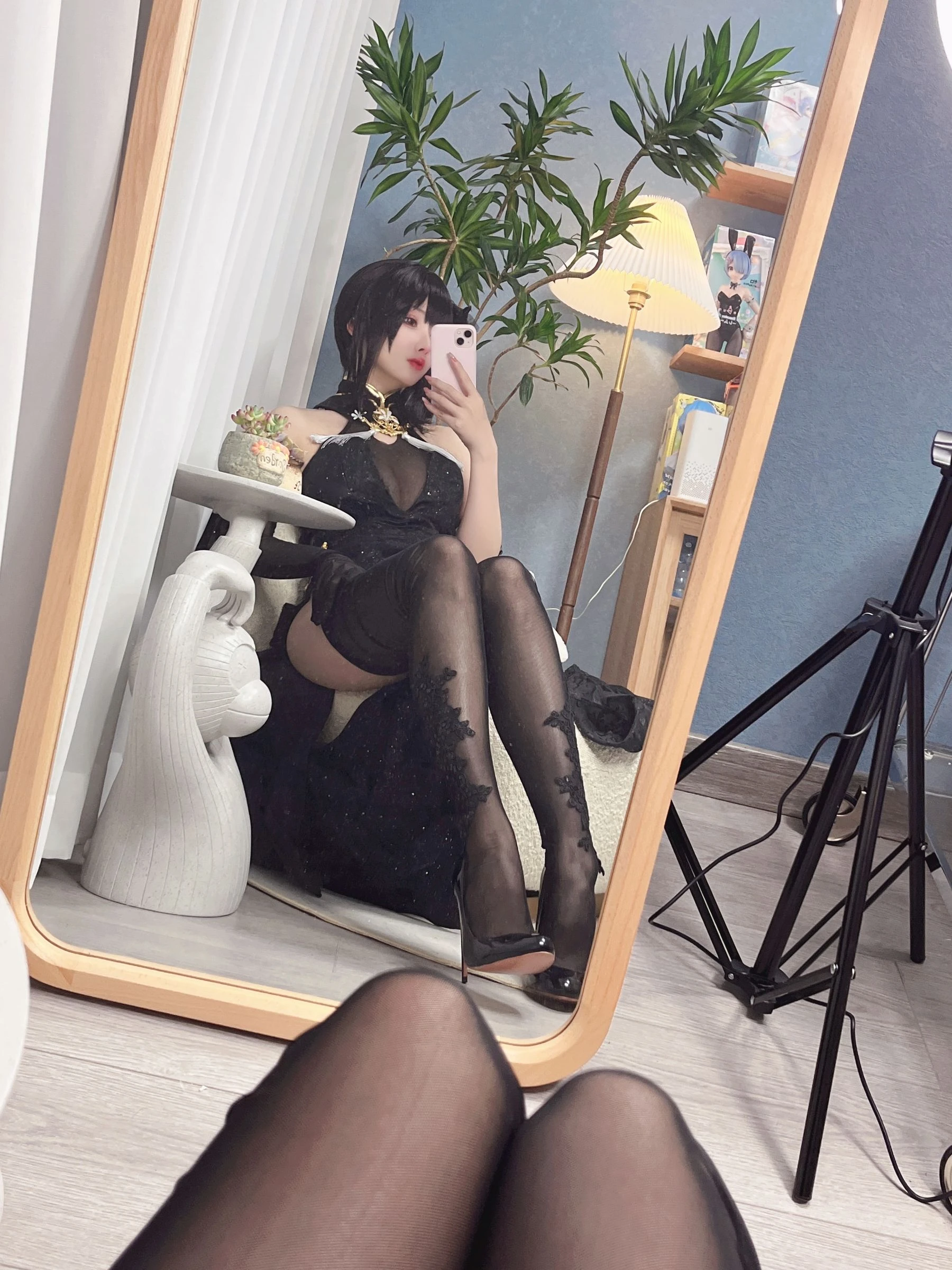 COS福利rioko凉凉子 – 镇海 自拍 [20P]插图2