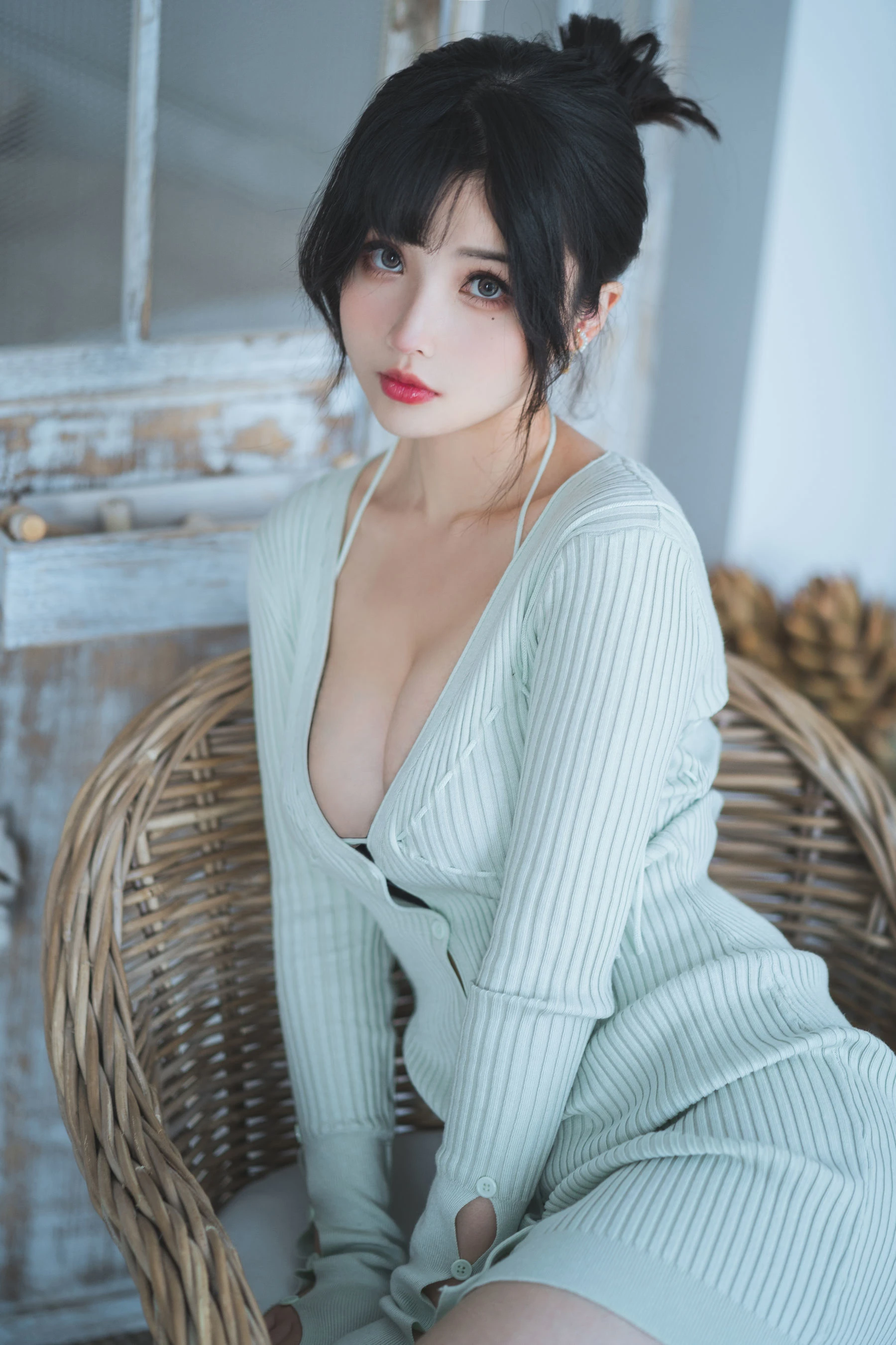 COS福利rioko凉凉子 – 人妻毛衣 [54P]插图3