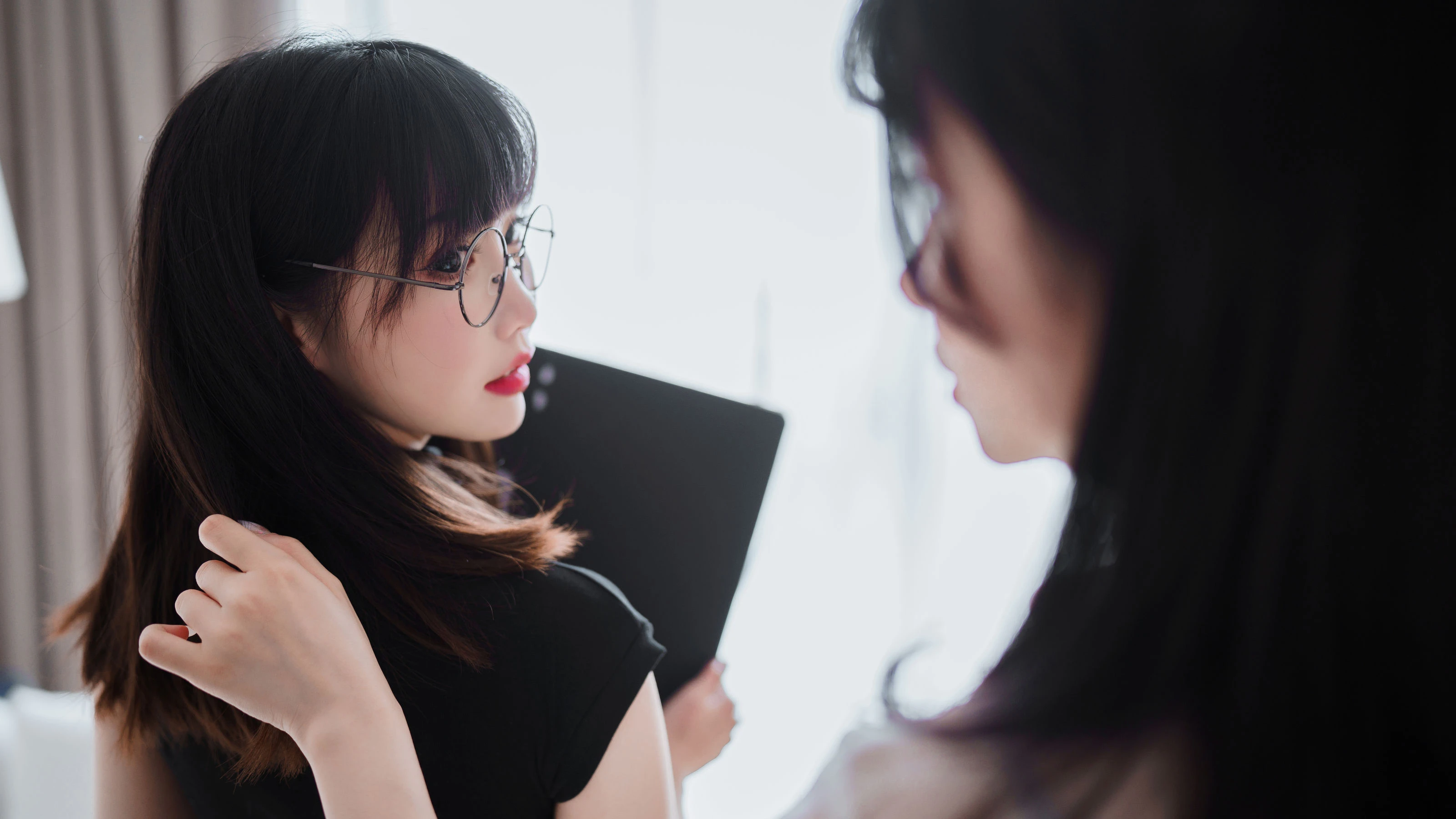 rioko凉凉子(肉扣热热子)&面饼仙儿 – OL百合 [50P]插图4