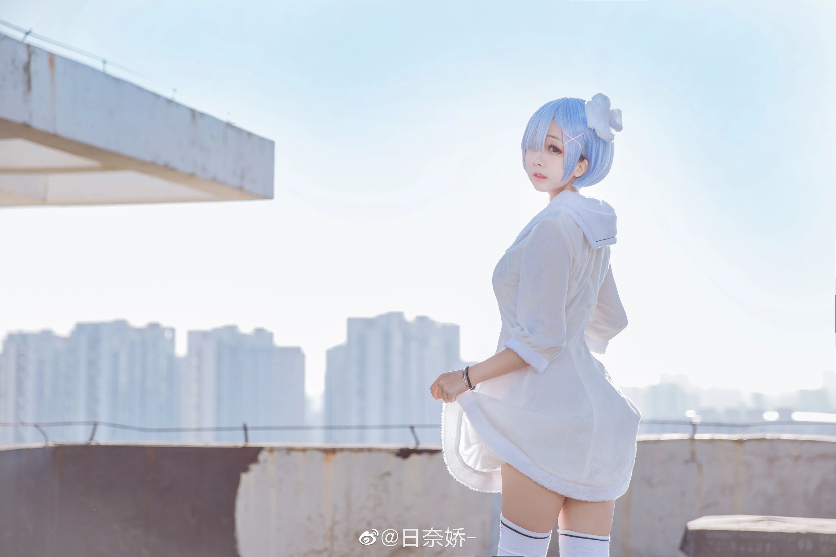 日奈娇 – 蕾姆 白裙 [11P]插图5