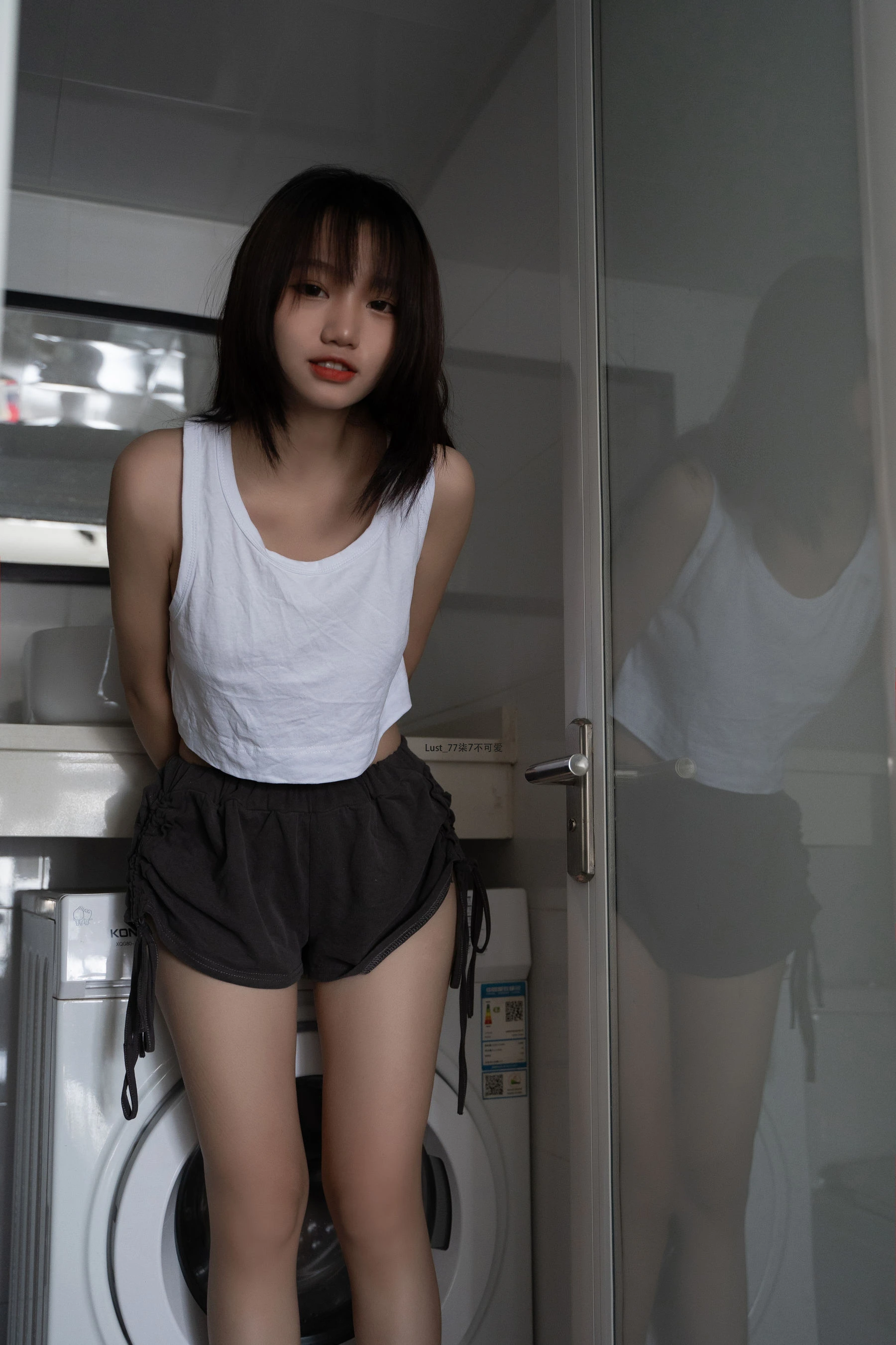 动漫博主柒柒要乖哦 – 初恋背心 [111P]插图4