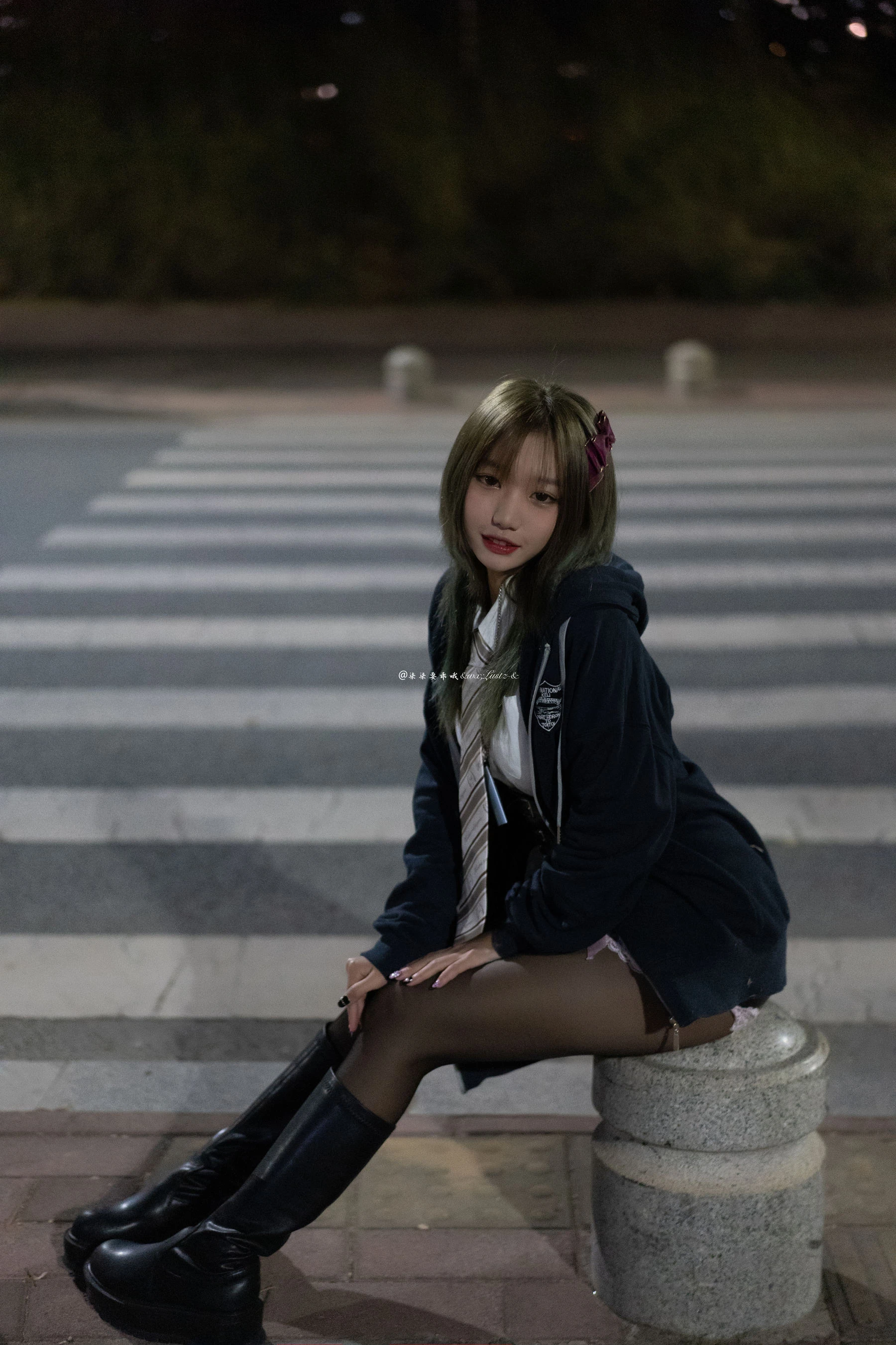 动漫博主柒柒要乖哦 – 车内1 [47P]插图4