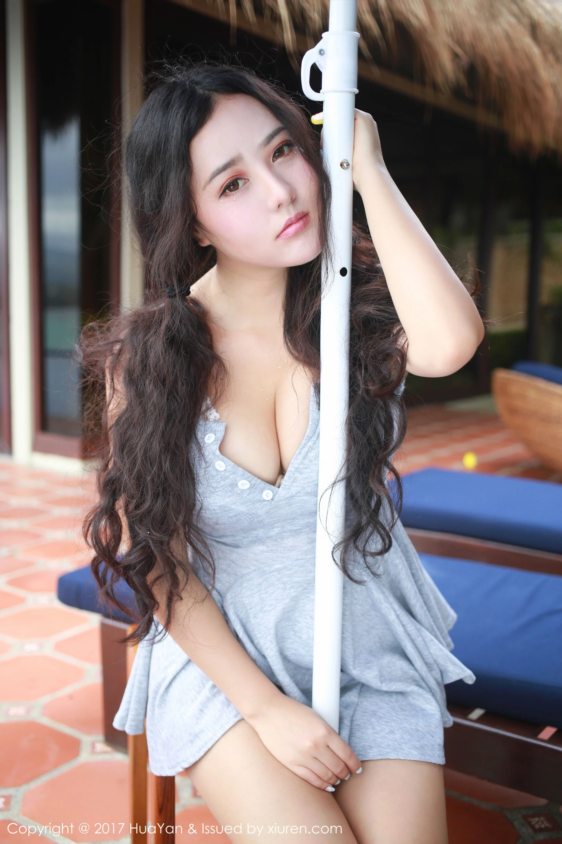 Manuela玛鲁娜《长滩岛旅拍-最后一套》 HUAYAN 花の颜 VOL.039 [33P]插图1