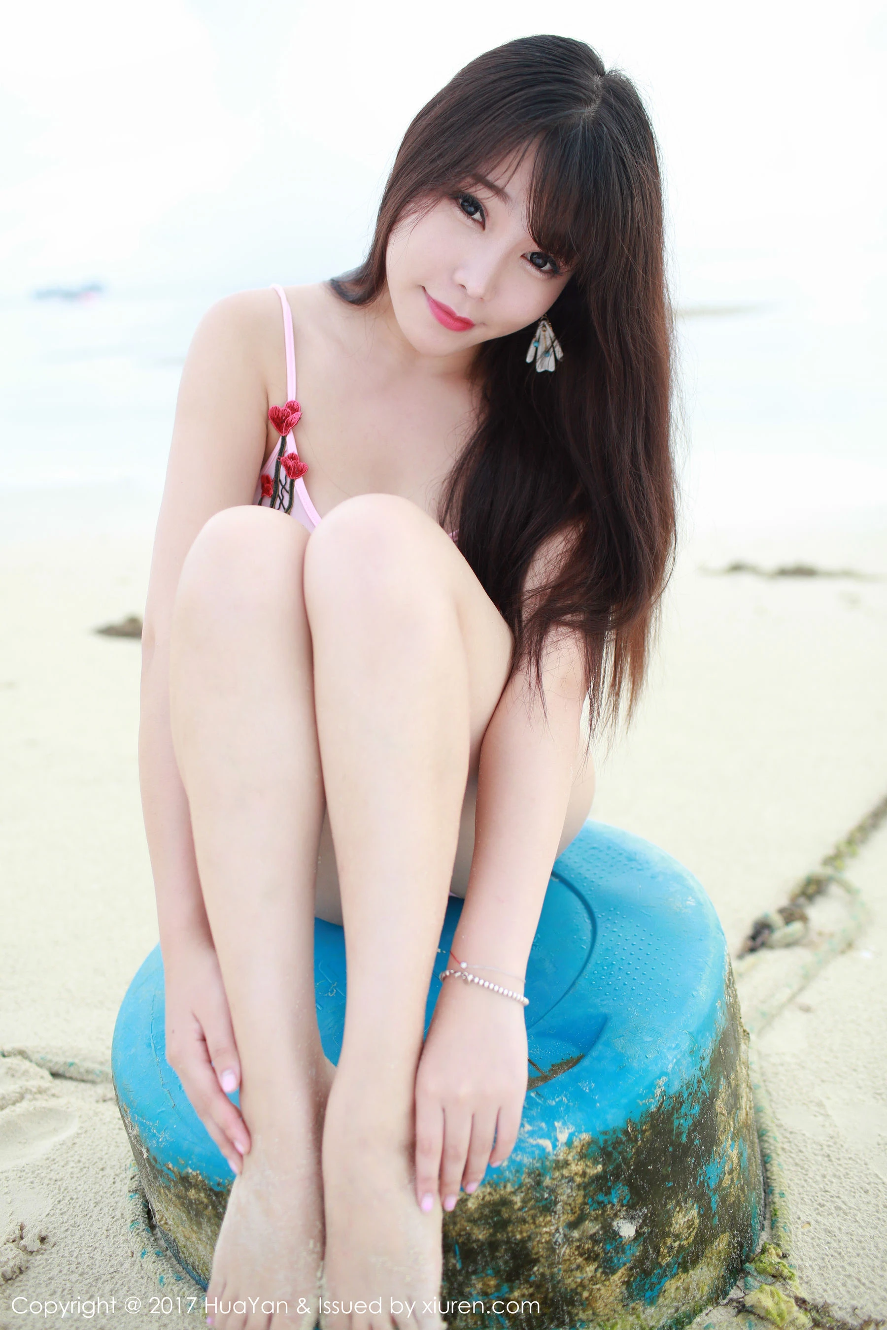 芝芝Booty《海边+小清新连衣红裙》 HUAYAN 花の颜 VOL.044 [61P]插图2