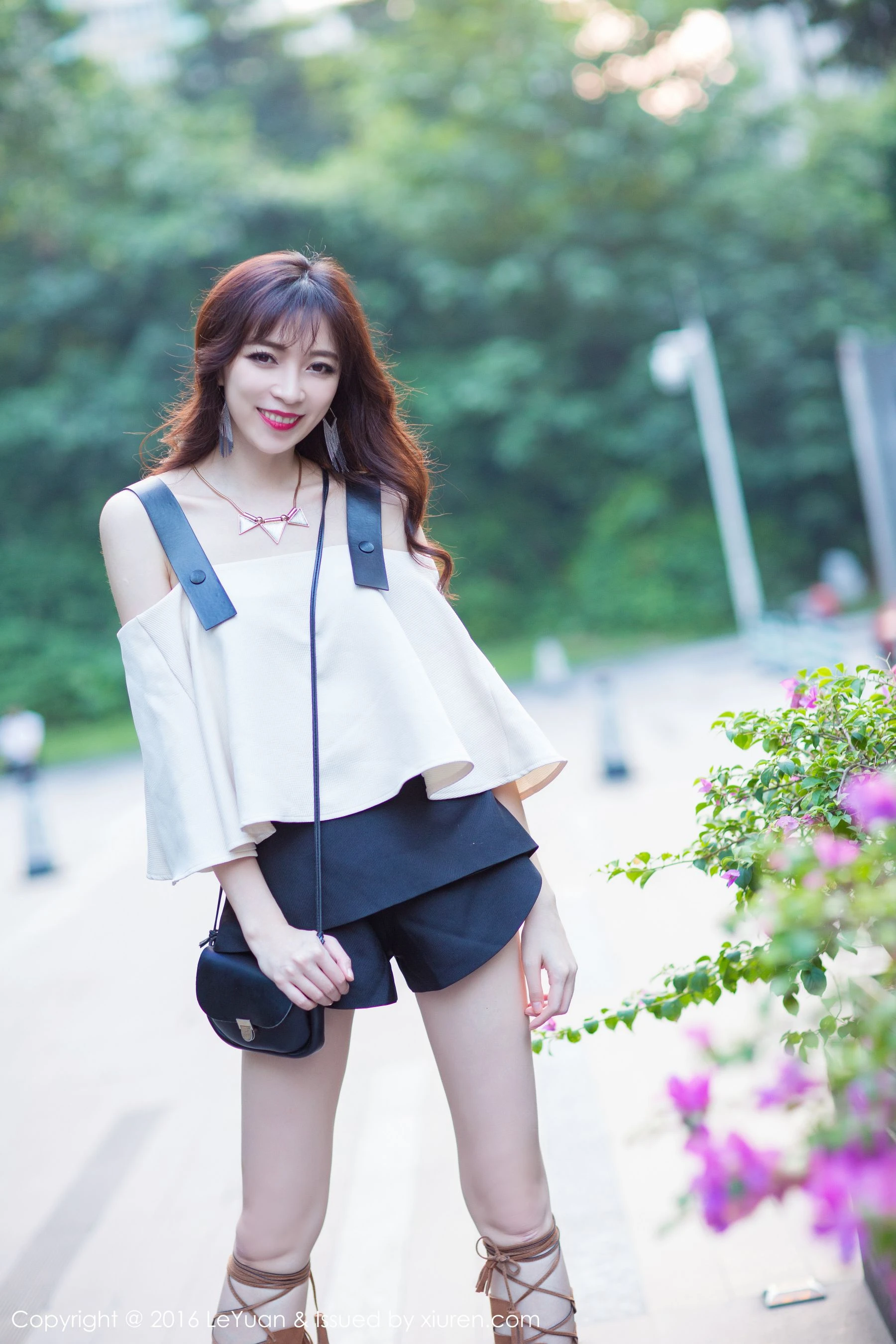 楚琪kiki/蓓蓓maggie《性感丝袜内衣》 星乐园LeYuan Vol.008 [43P]插图9