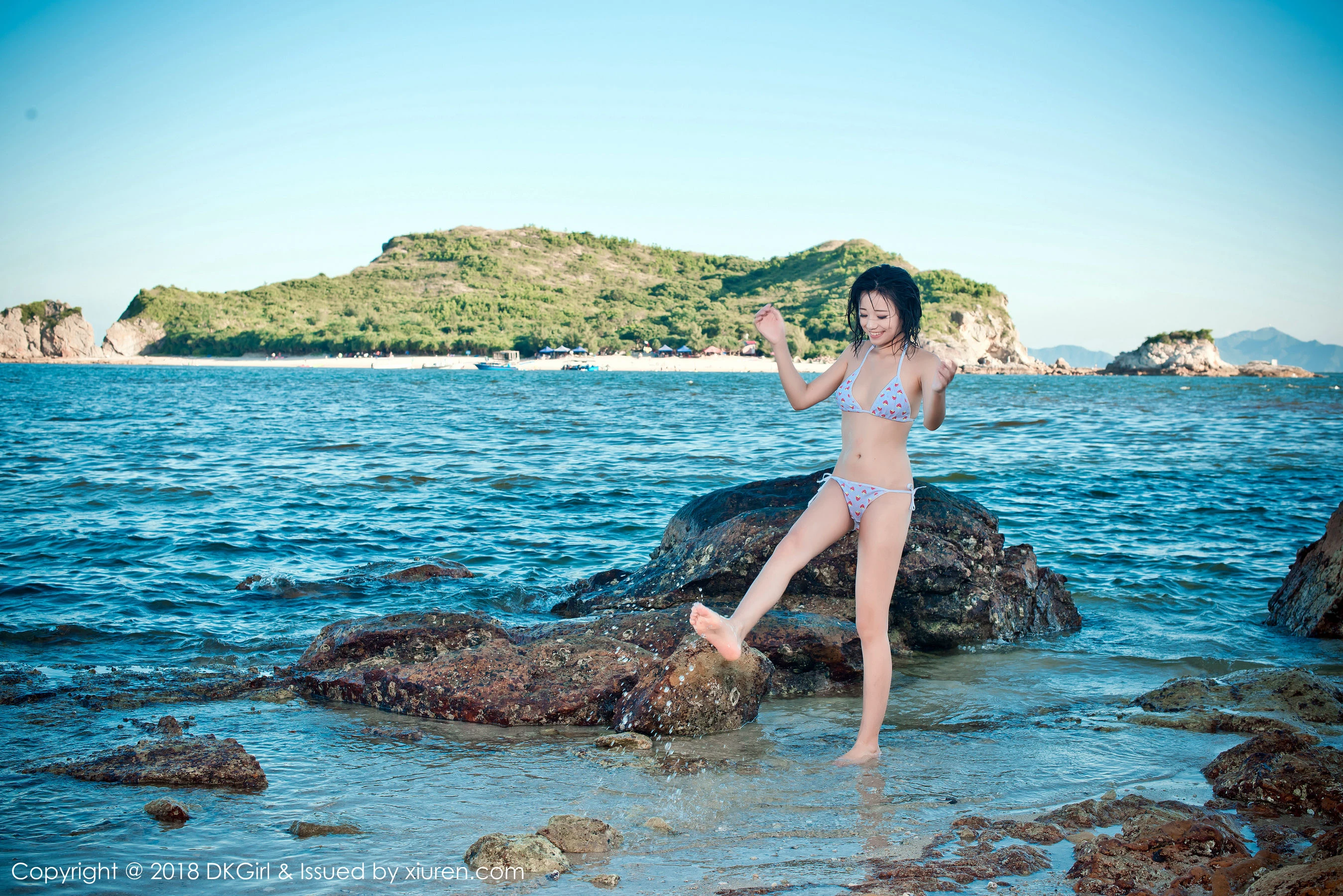 日系清纯美女@苍井优香《湿身海岸露出》 御女郎DKGirl Vol.058 [49P]插图5