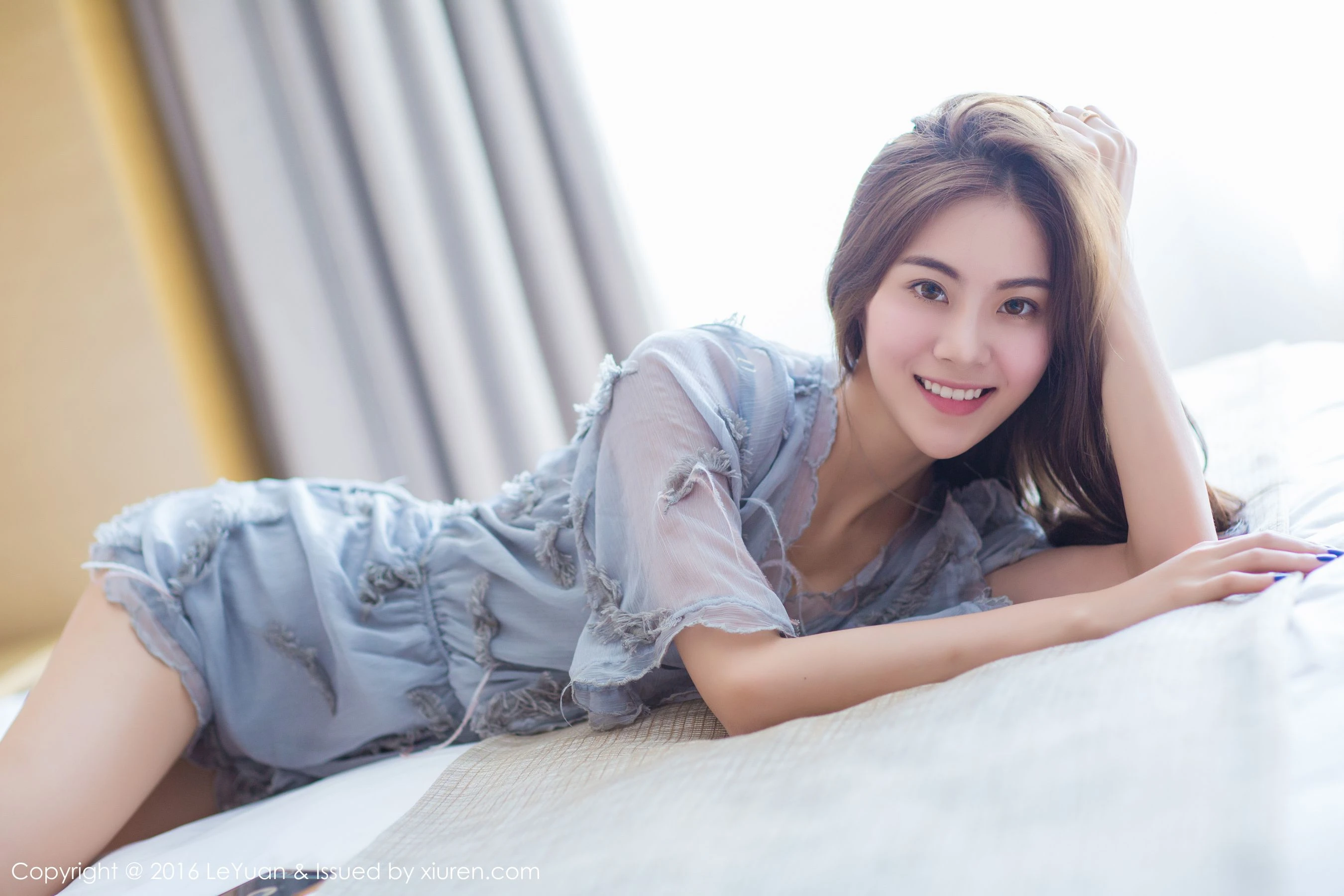 菲儿《柔柔阳光沐浴下的女神》 星乐园LeYuan Vol.018 [54P]插图10