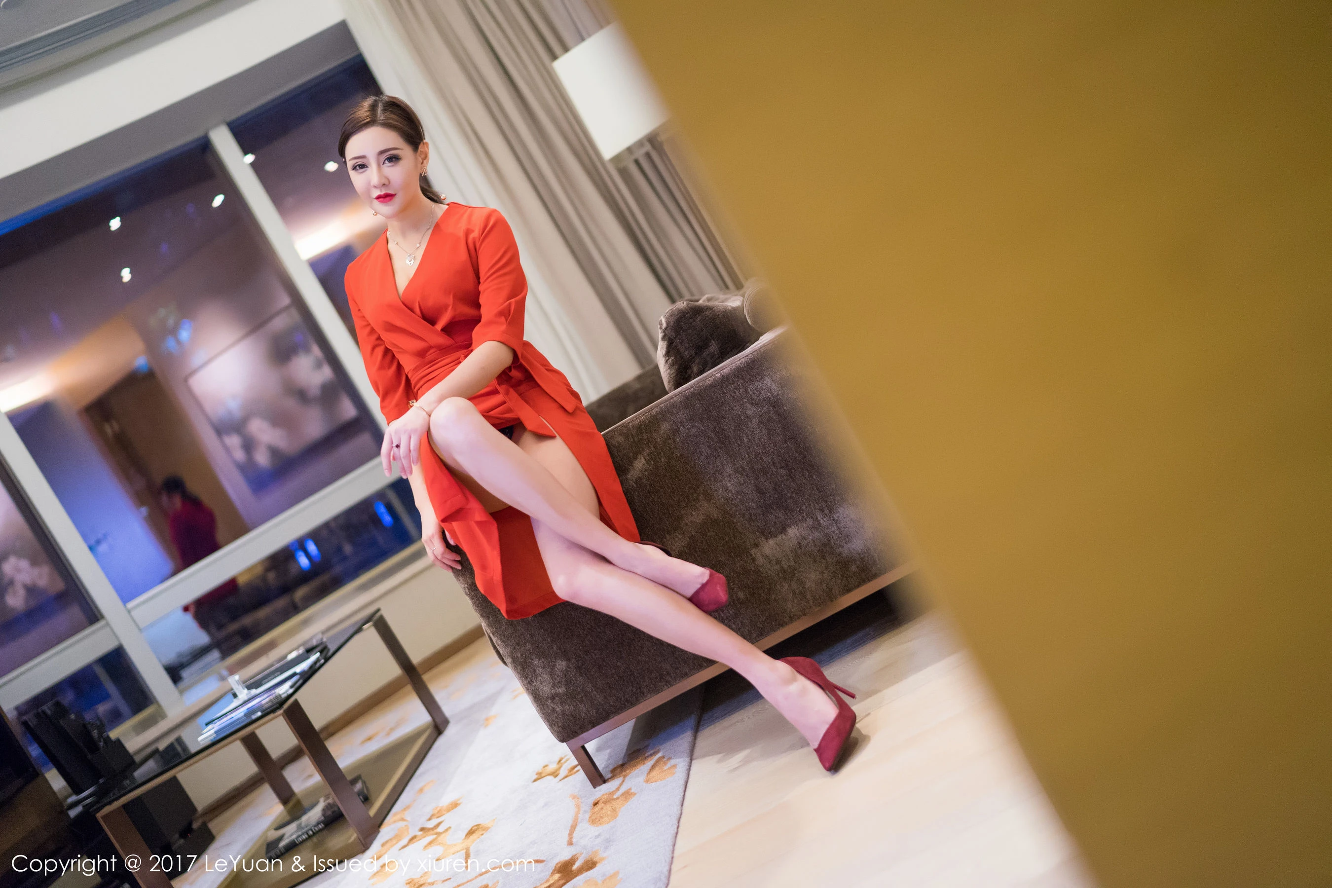 美希子《高叉礼服+性感内衣》 LeYuan 星乐园 VOL.031 [50P]插图3