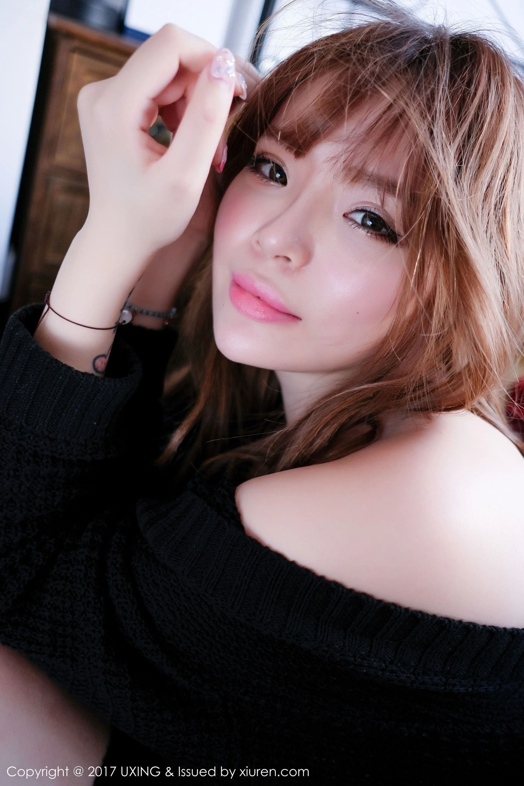 模特小恶魔-S《美胸系列》 优星馆UXING VOL.045 [45P]插图2