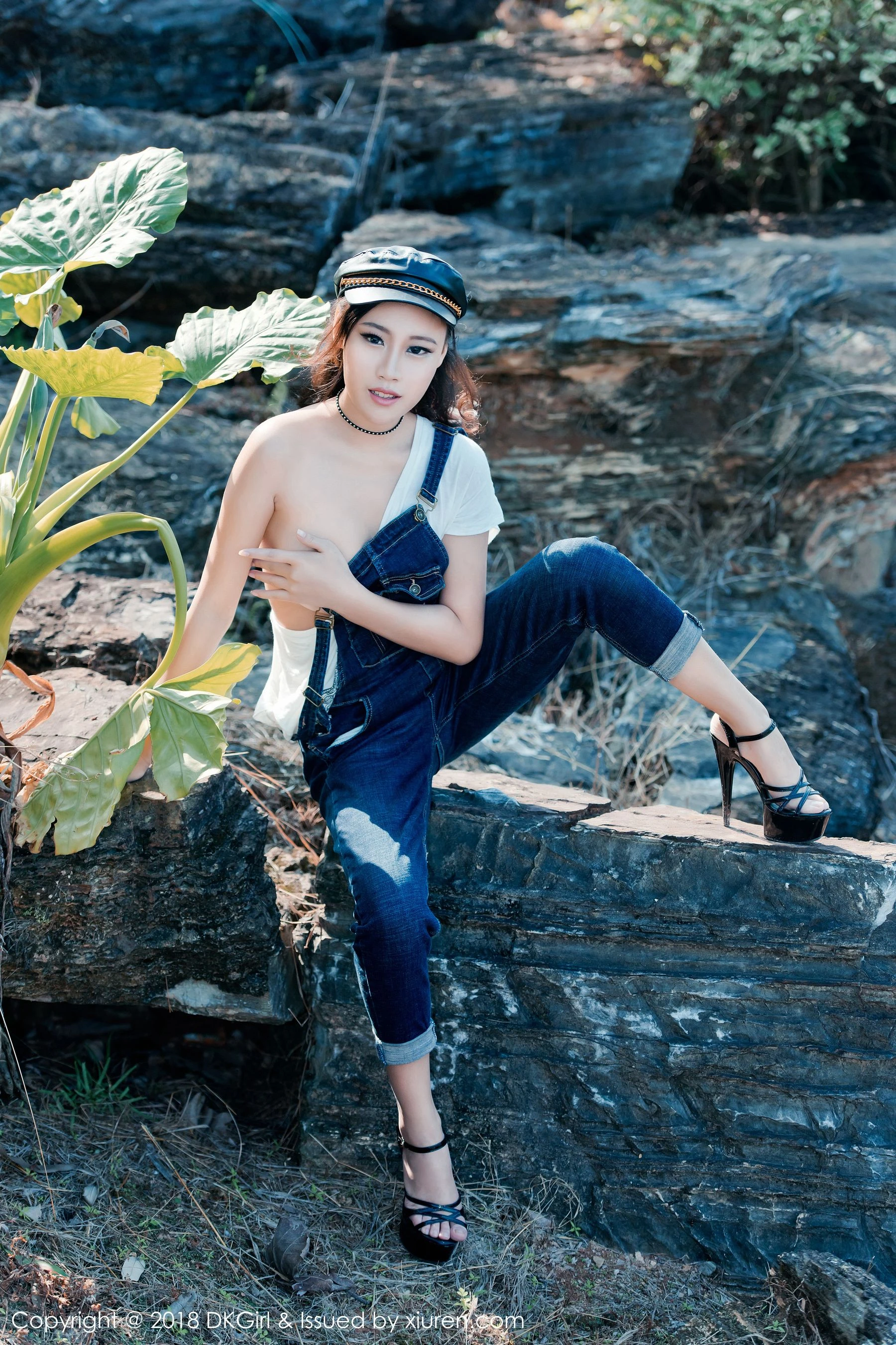 梦倩《美腿美乳精彩诱惑》 御女郎DKGirl Vol.057 [42P]插图7