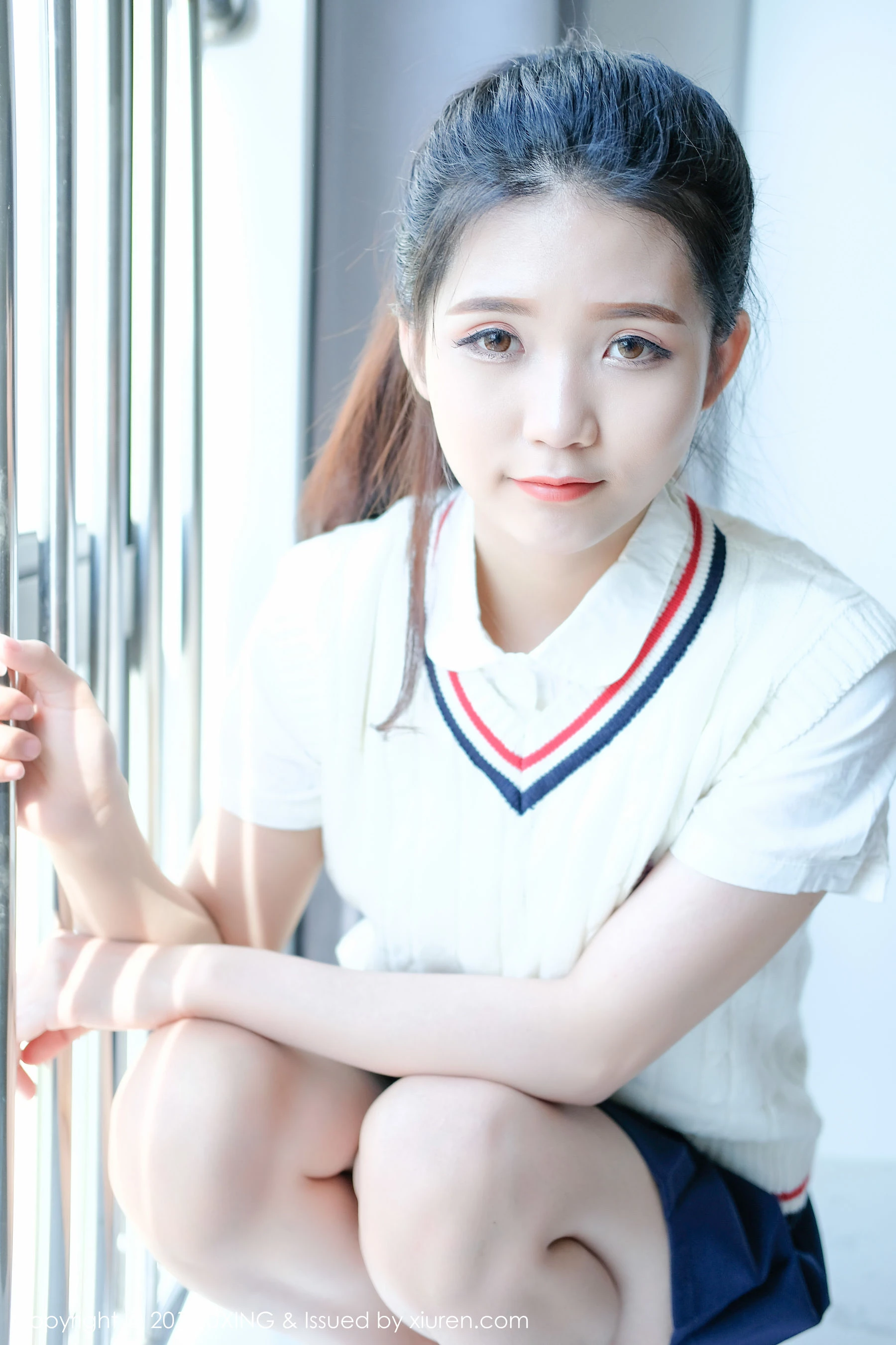 可爱的小叶子《校服软妹》 优星馆UXING VOL.056 [38P]插图9