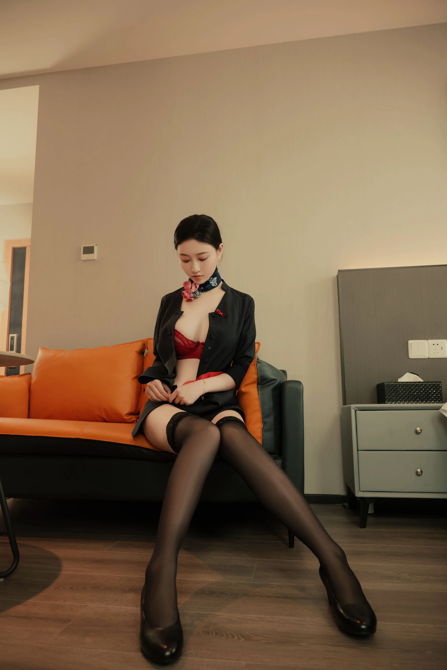 Nnian – 空姐酒店篇 [25P]插图2