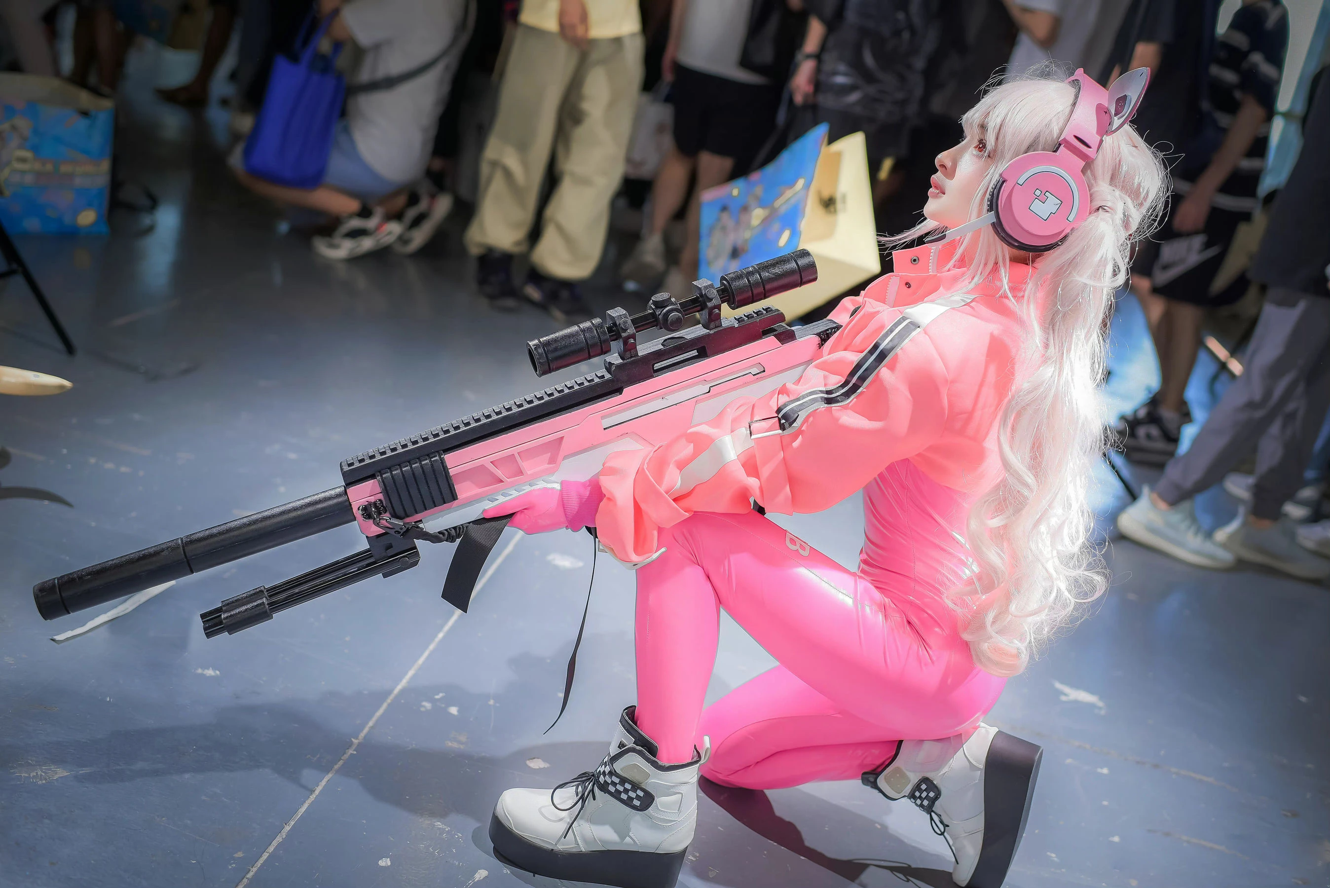 动漫博主九九八XY – 萤火虫漫展 NIKKE 胜利女神 爱丽丝 [18P]插图3