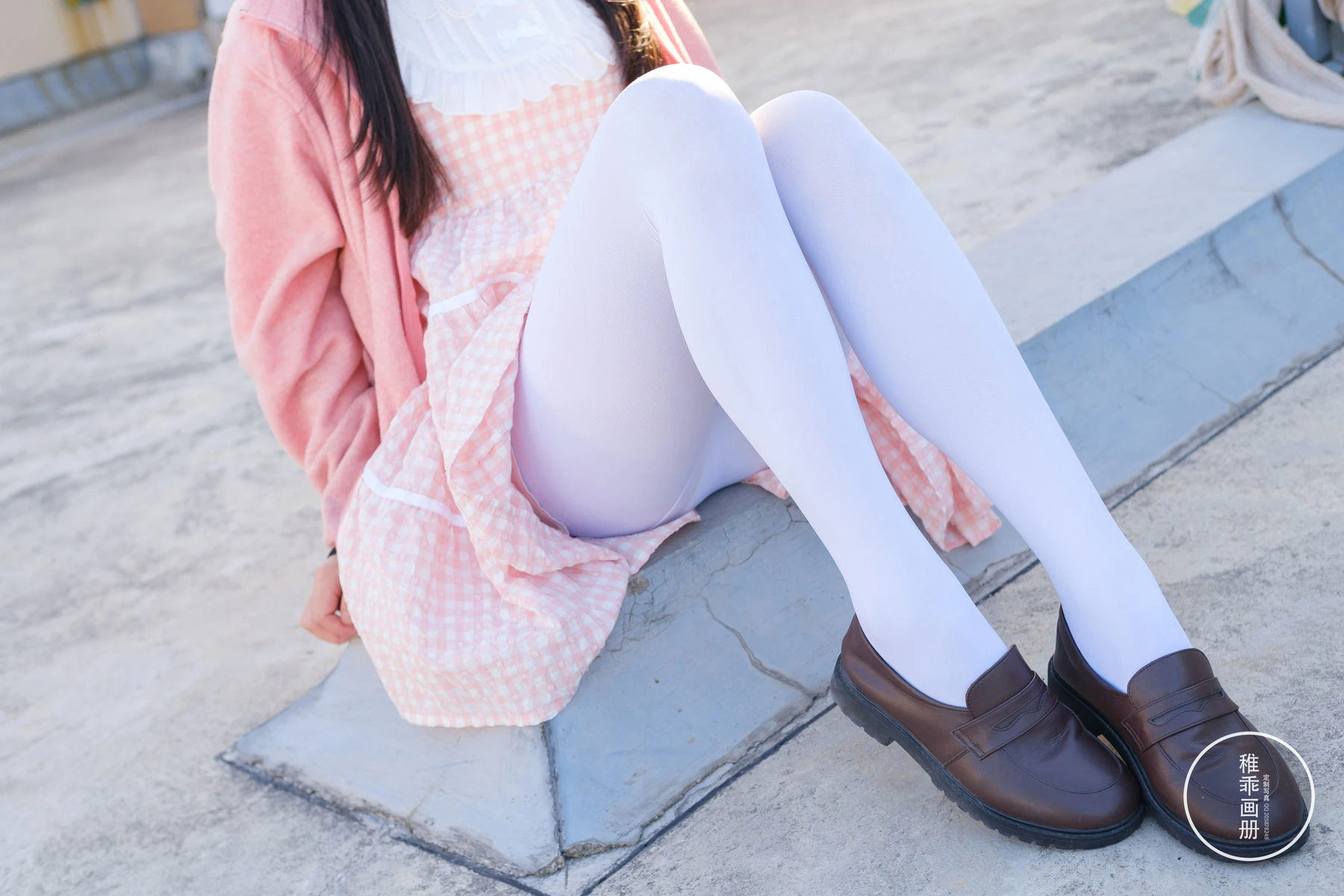 柴系小乖(稚乖画册) – 夜夜 天台粉裙 [82P]插图4