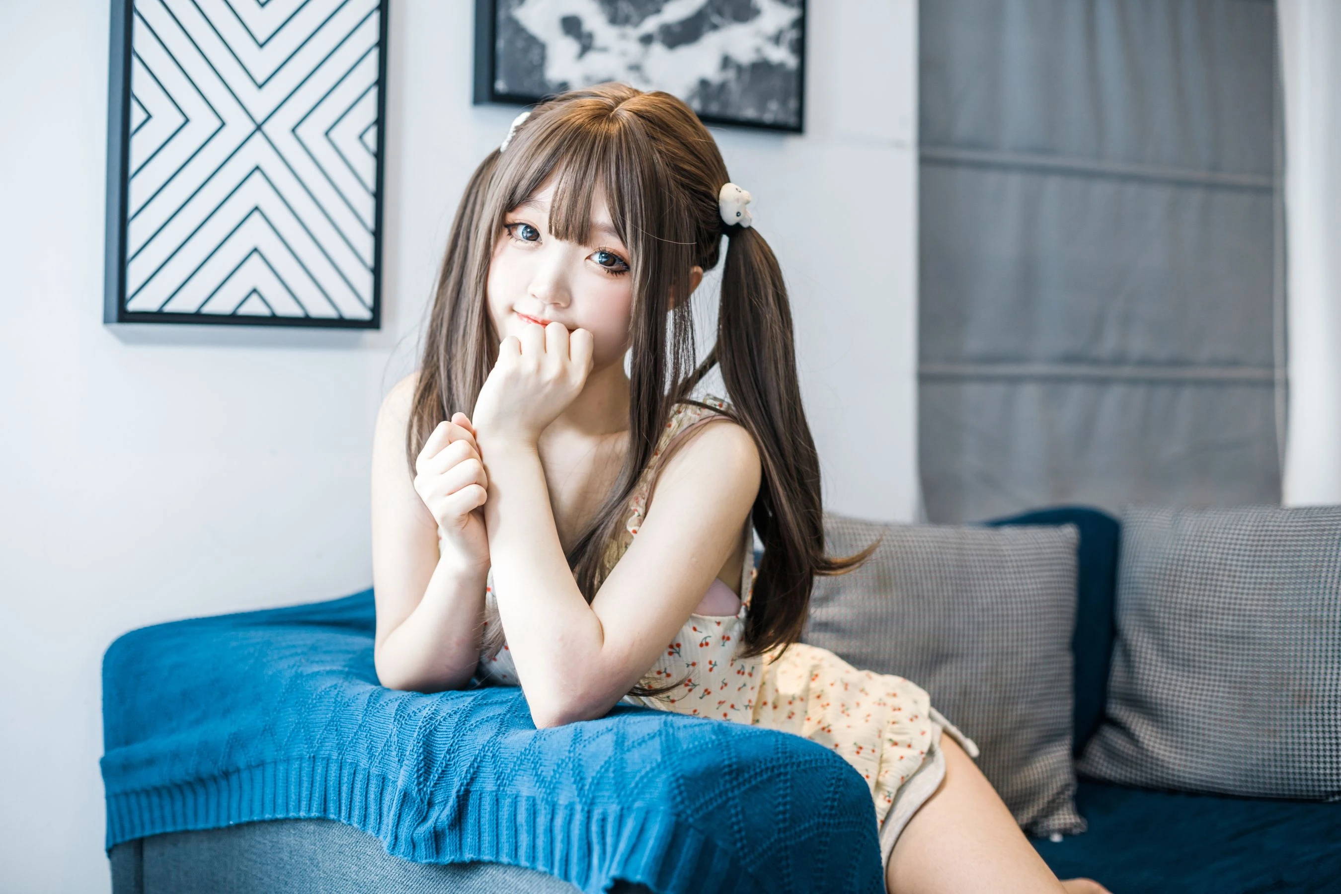 神沢永莉 – 黄色吊带睡衣兔兔 [22P]插图3