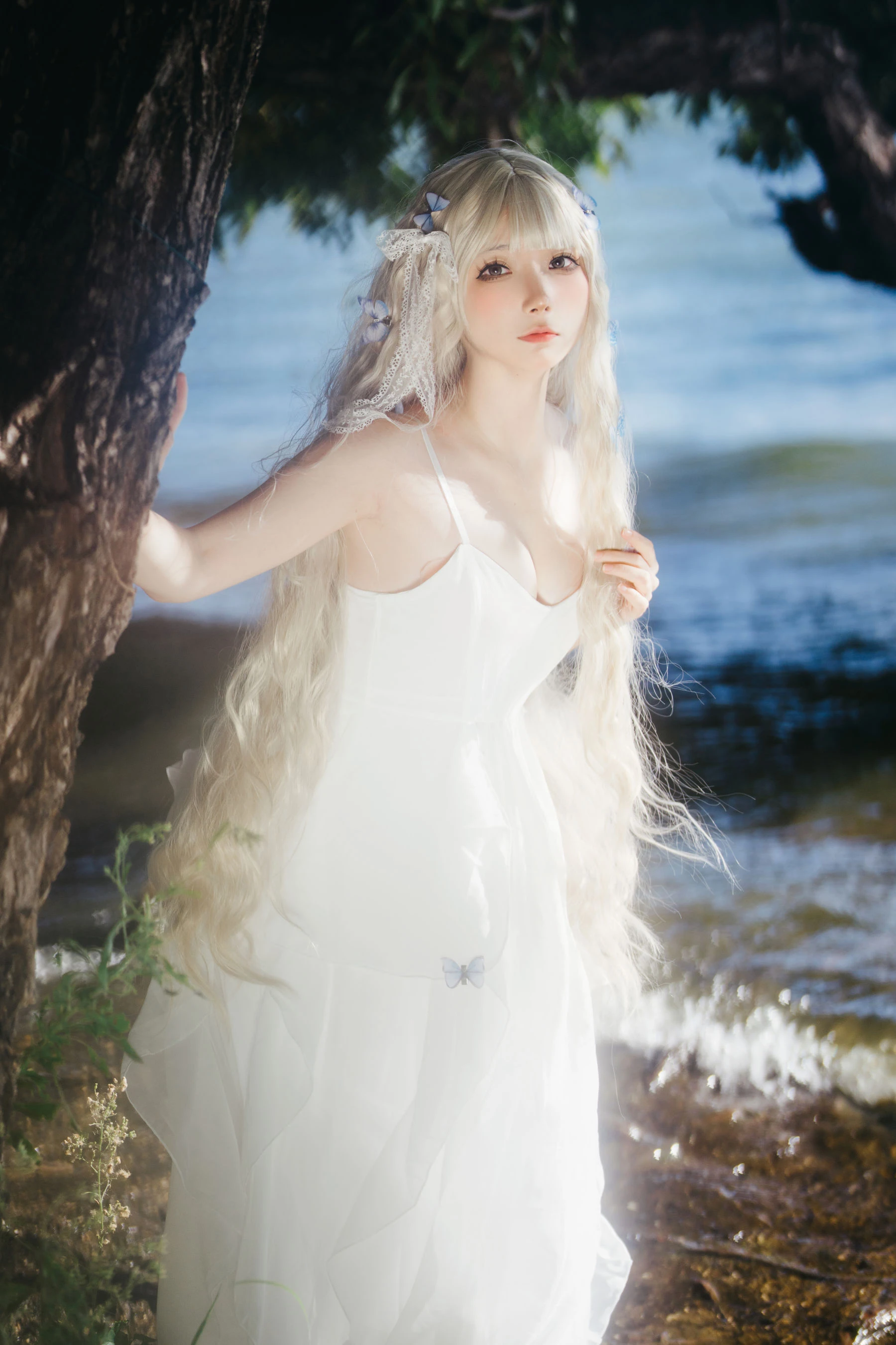 是三不是世w – 湖边白裙 [15P]插图7