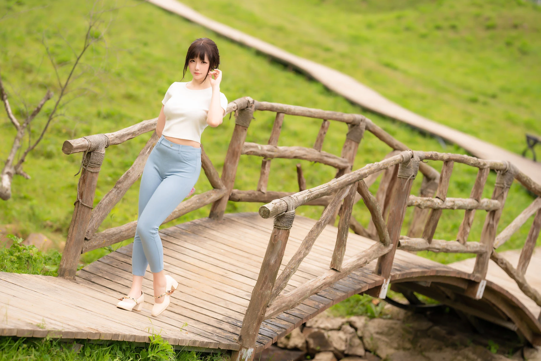 Coser小姐姐星之迟迟 – 户外 微风 [56P]插图1