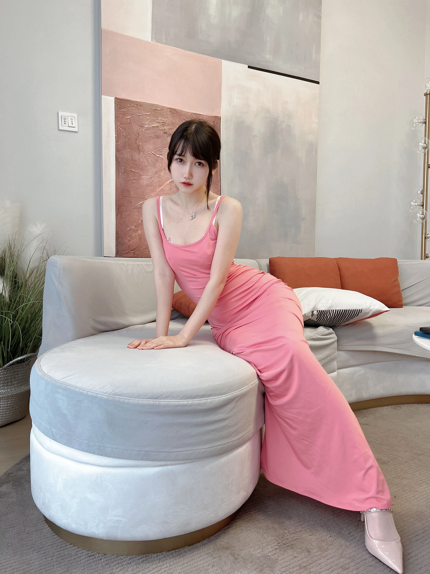 微博人气Coser不呆猫 – 浴室粉色激凸人妻 [39P]插图2