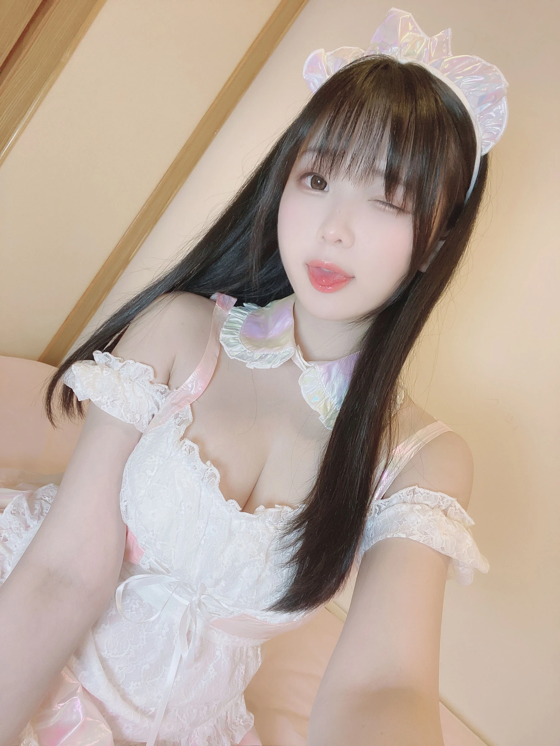 微博妹纸霜月shimo[fantia] 2023-02-18 自撮り 高清在线免费欣赏 [13P]插图1