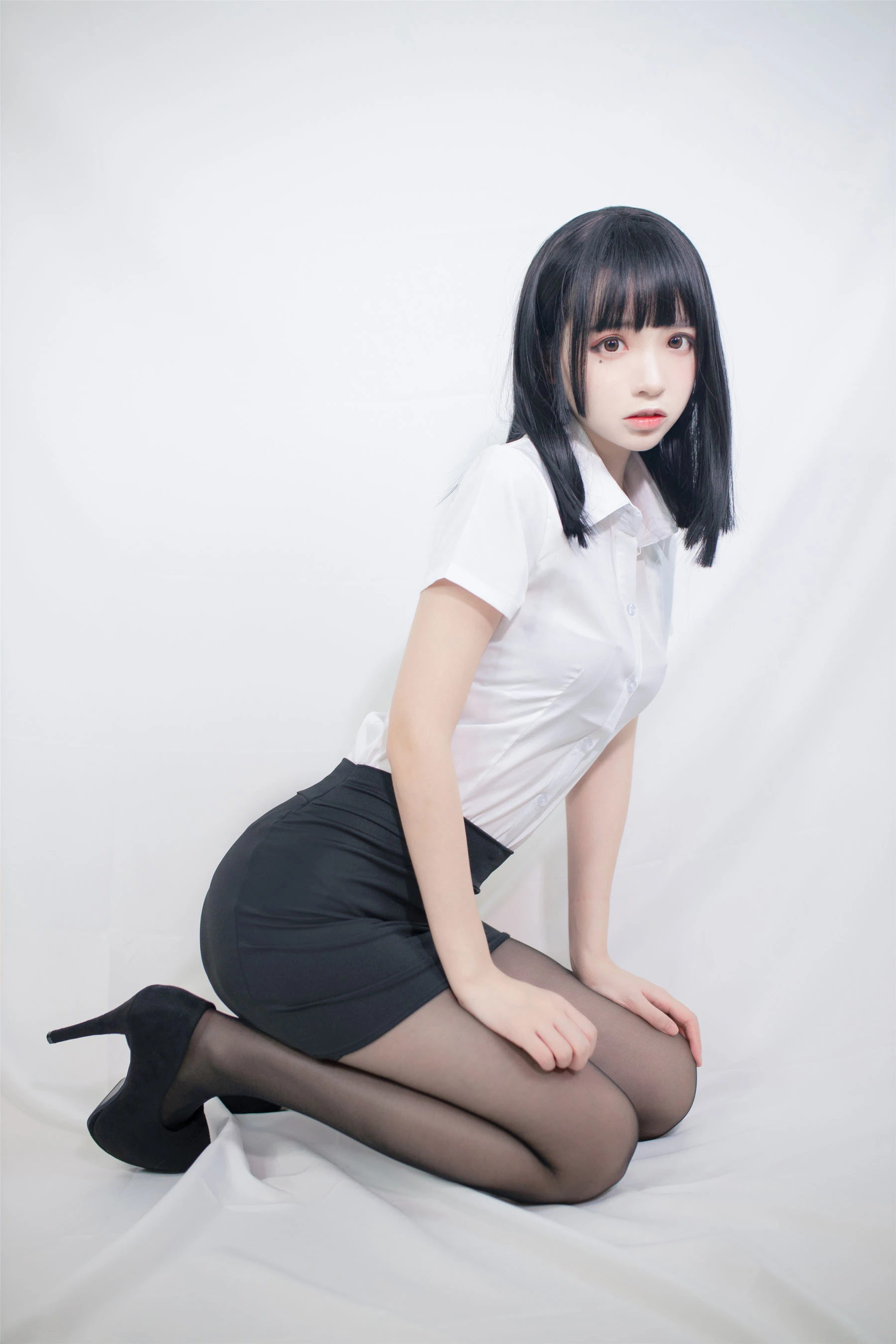 疯猫ss – OL制服 [40P]插图1