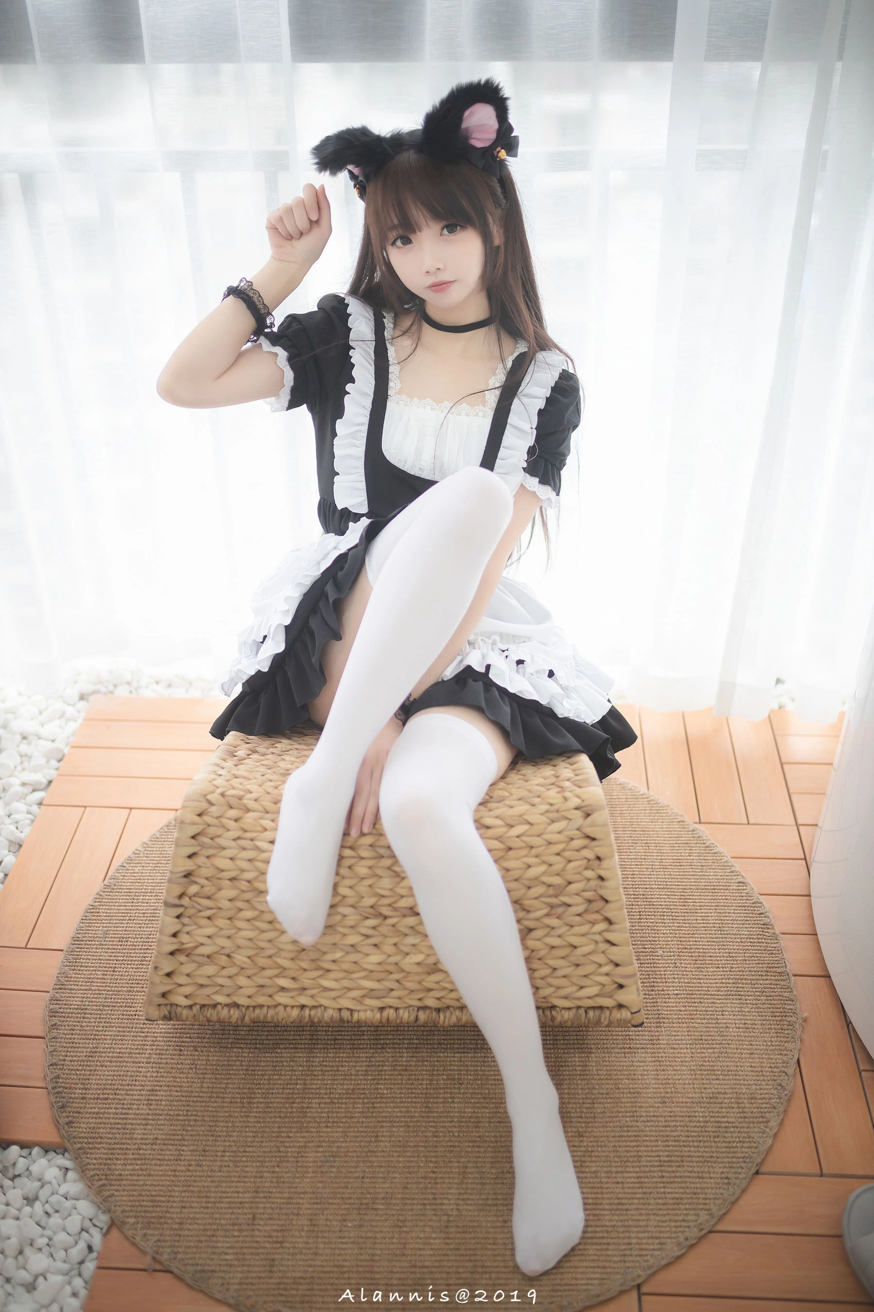Cos小姐姐雪琪 白丝女仆 [30P]|图集秀
