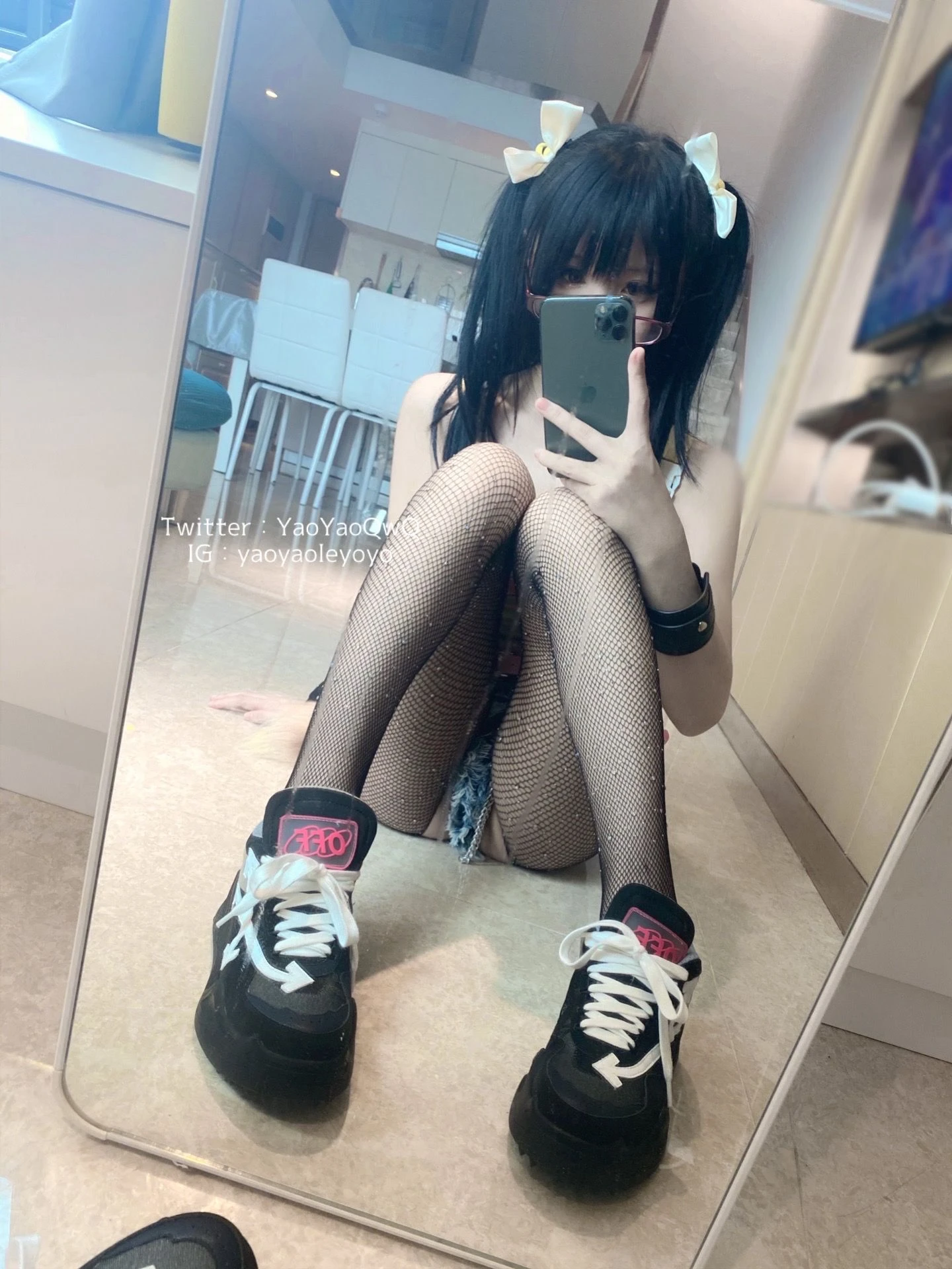 萌妹子Coser摇摇乐yoyo fantia まず自分撮りを見る…… (2021-8.23) [72P]插图4