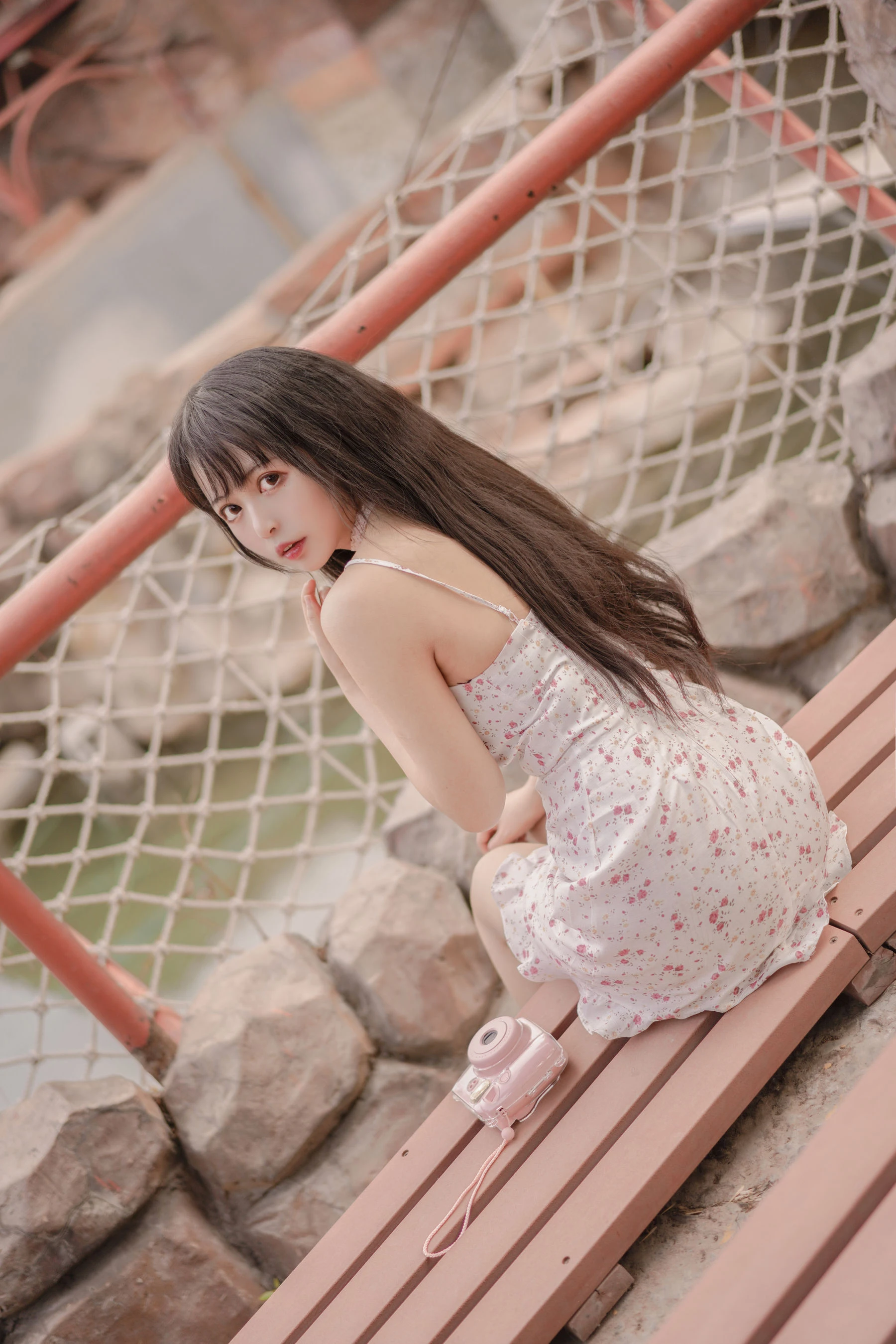 大眼萌妹黑猫猫OvO – 风 [26P]插图3