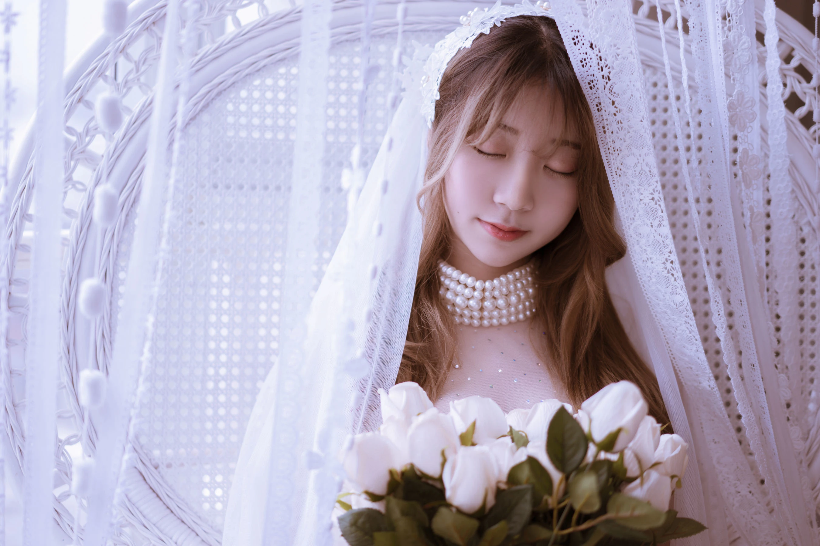 [萝莉COS] 黑川 – 年上彼女 婚纱+毛衣 [39P]插图2