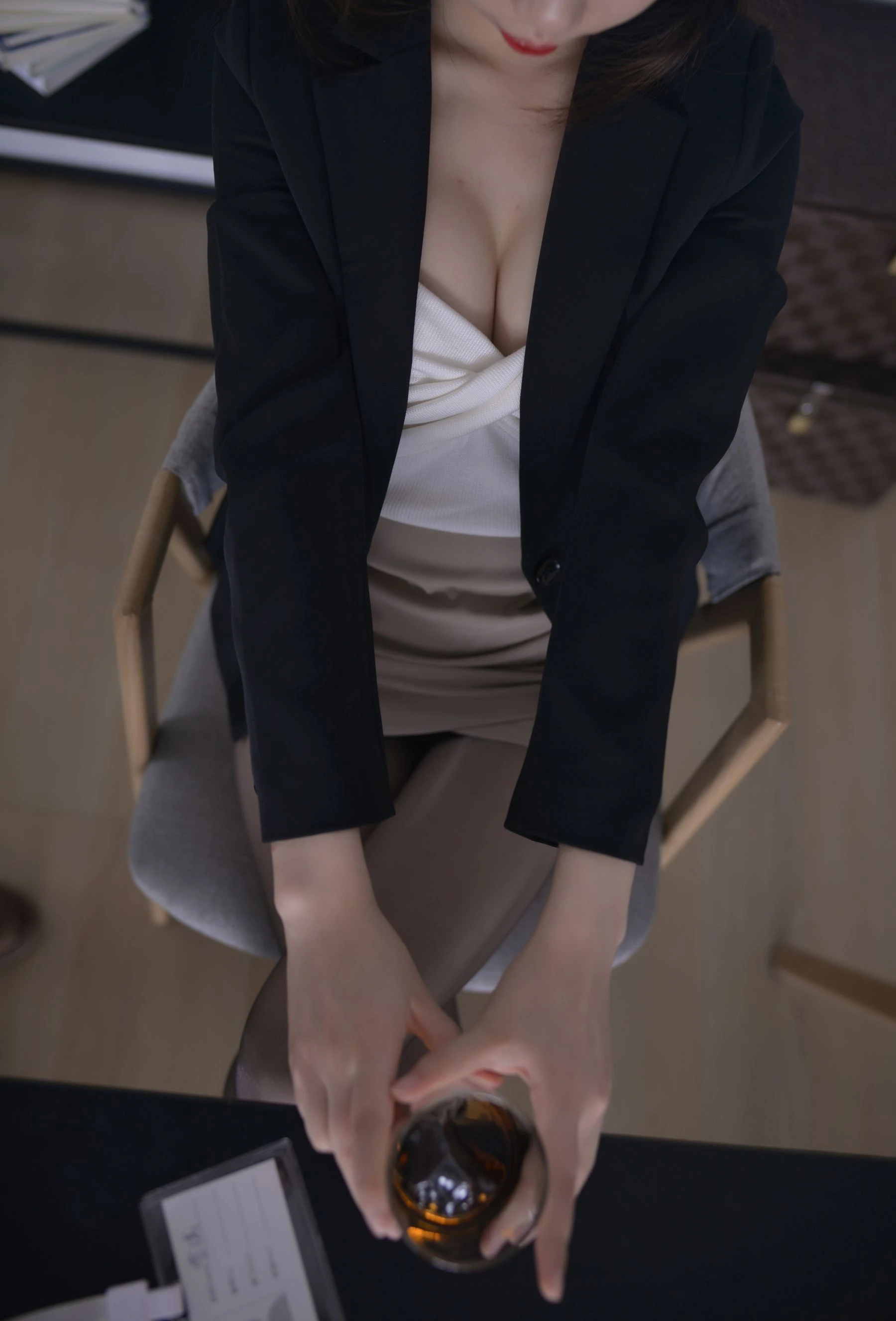 Cos小姐姐雪琪 – OL后辈出差第一天 [66P]插图4