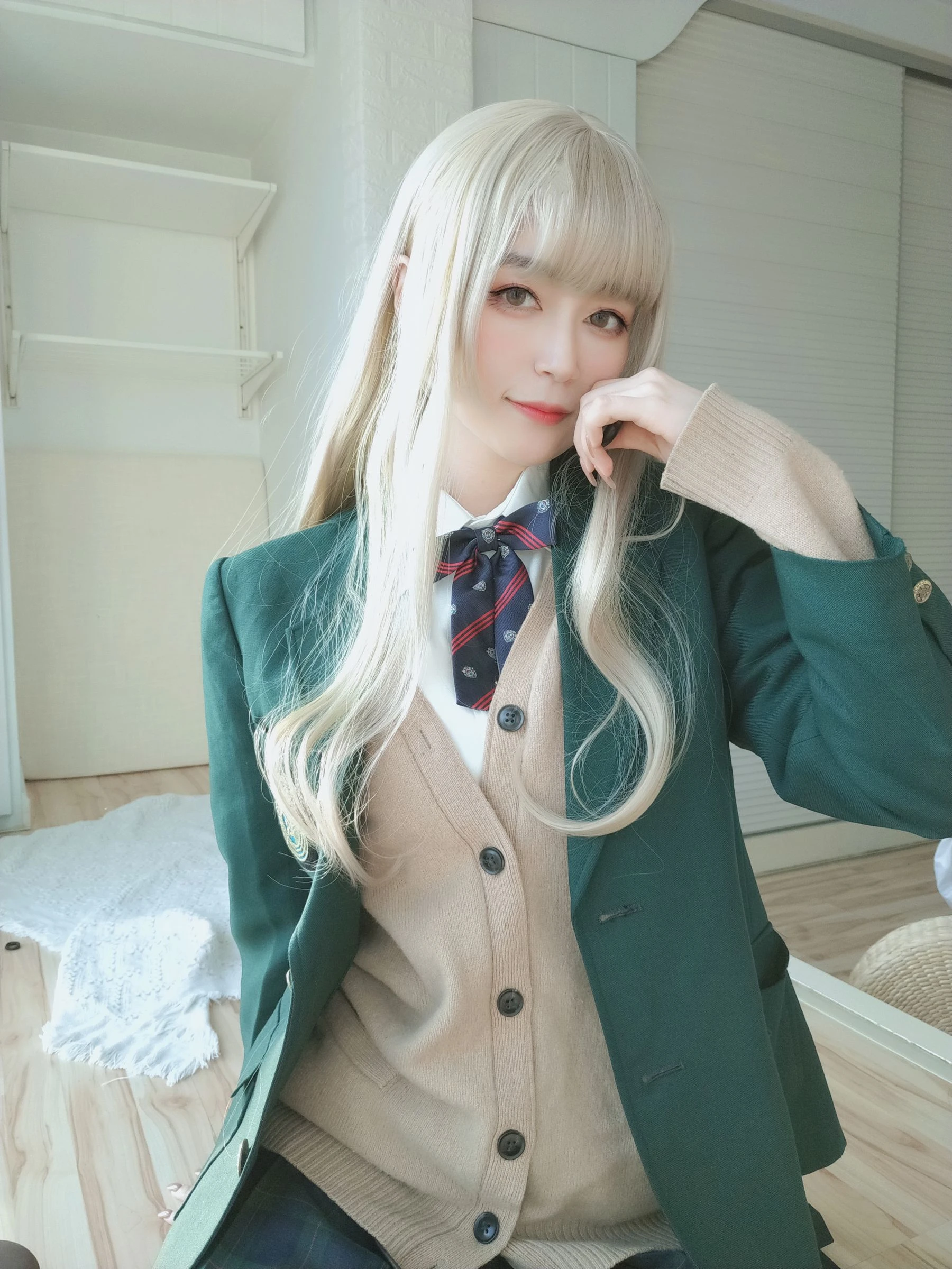 Coser小姐姐白银 – 灰色空间 [88P]插图1