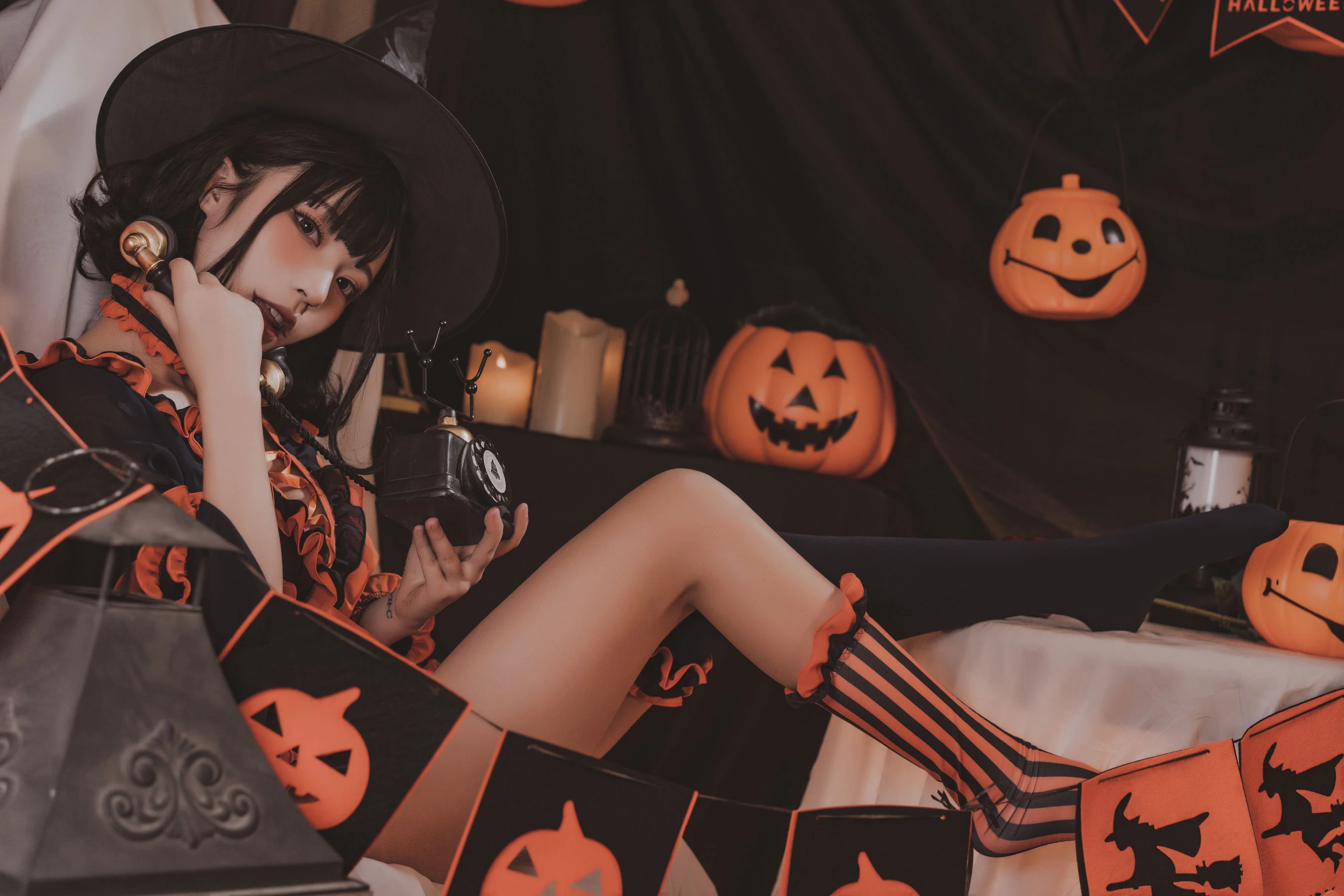 萌妹白易子教主 – 万圣节魔女 [10P]插图3