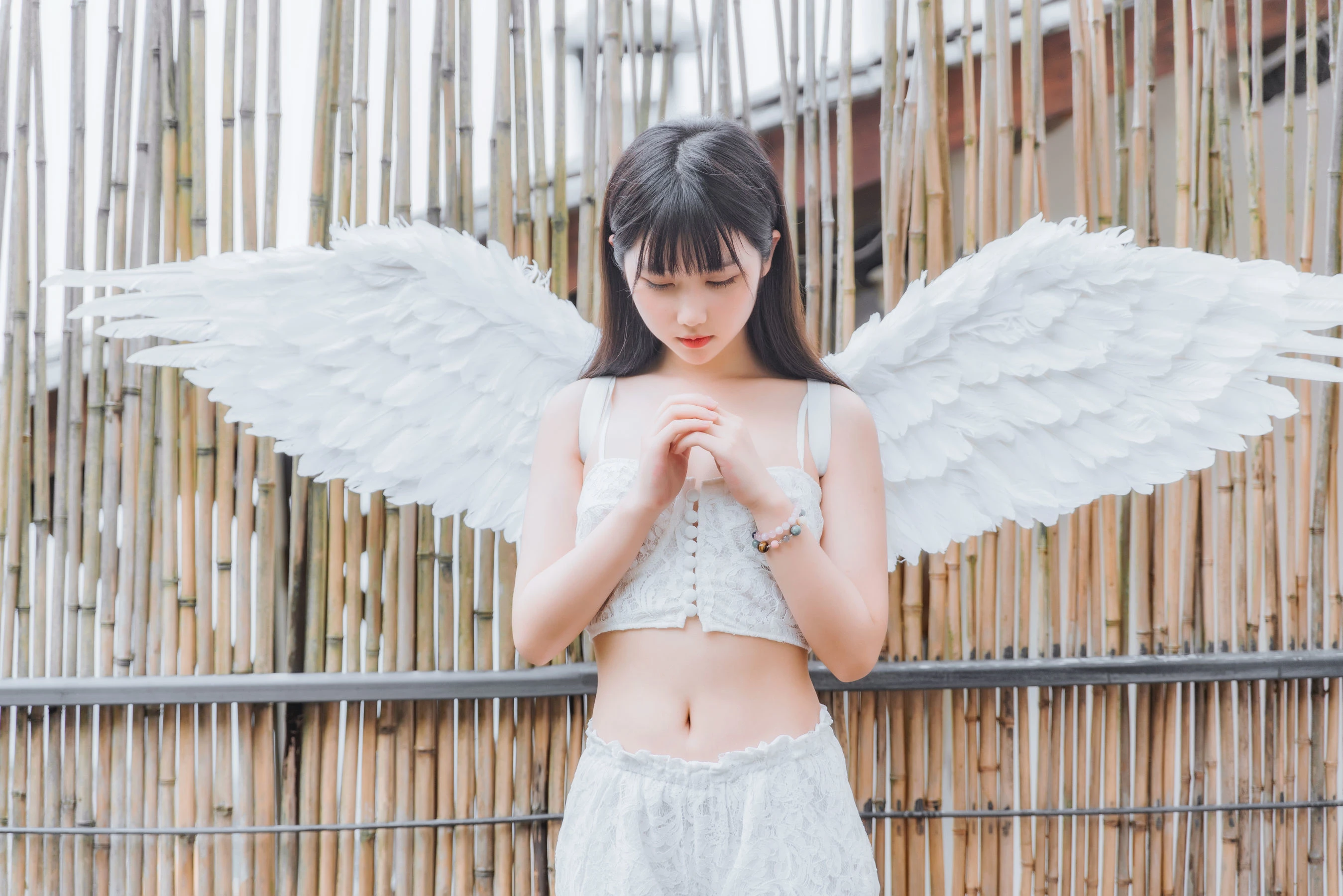 [萝莉COS] 微博福利姬镜酱 – 空镜 [88P]插图1